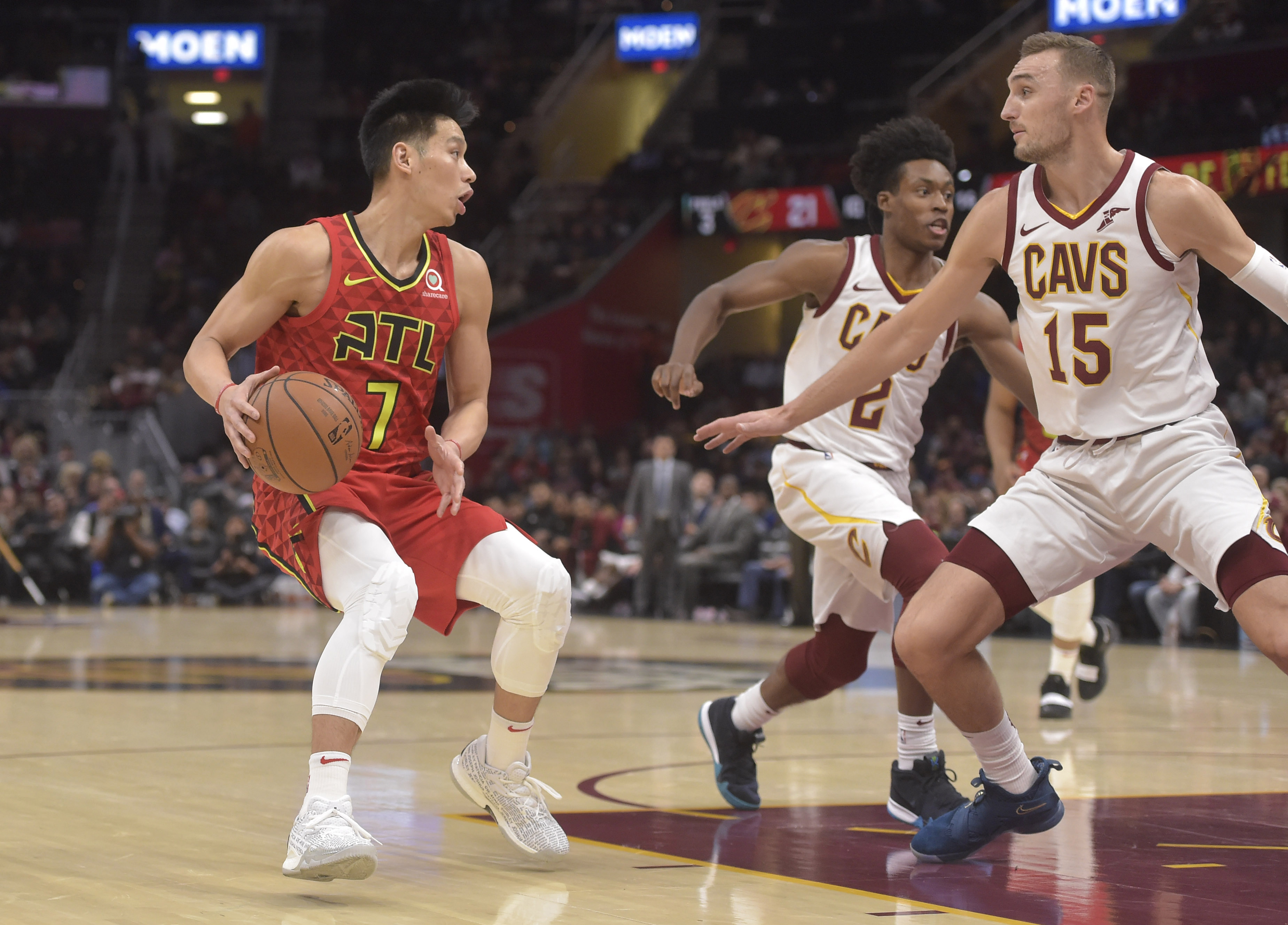 林書豪上場時間23.5分鐘奪12分8籃板，均創本季個人新高，可惜終場老鷹以114比136敗給騎士。（東方IC）