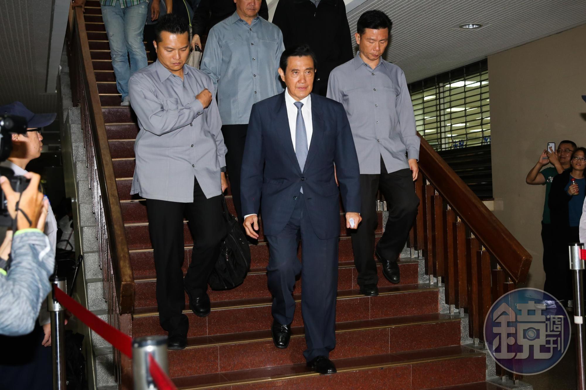台北地院審理前總統馬英九所涉三中案,預計每週一、三開庭,最快1年結案。