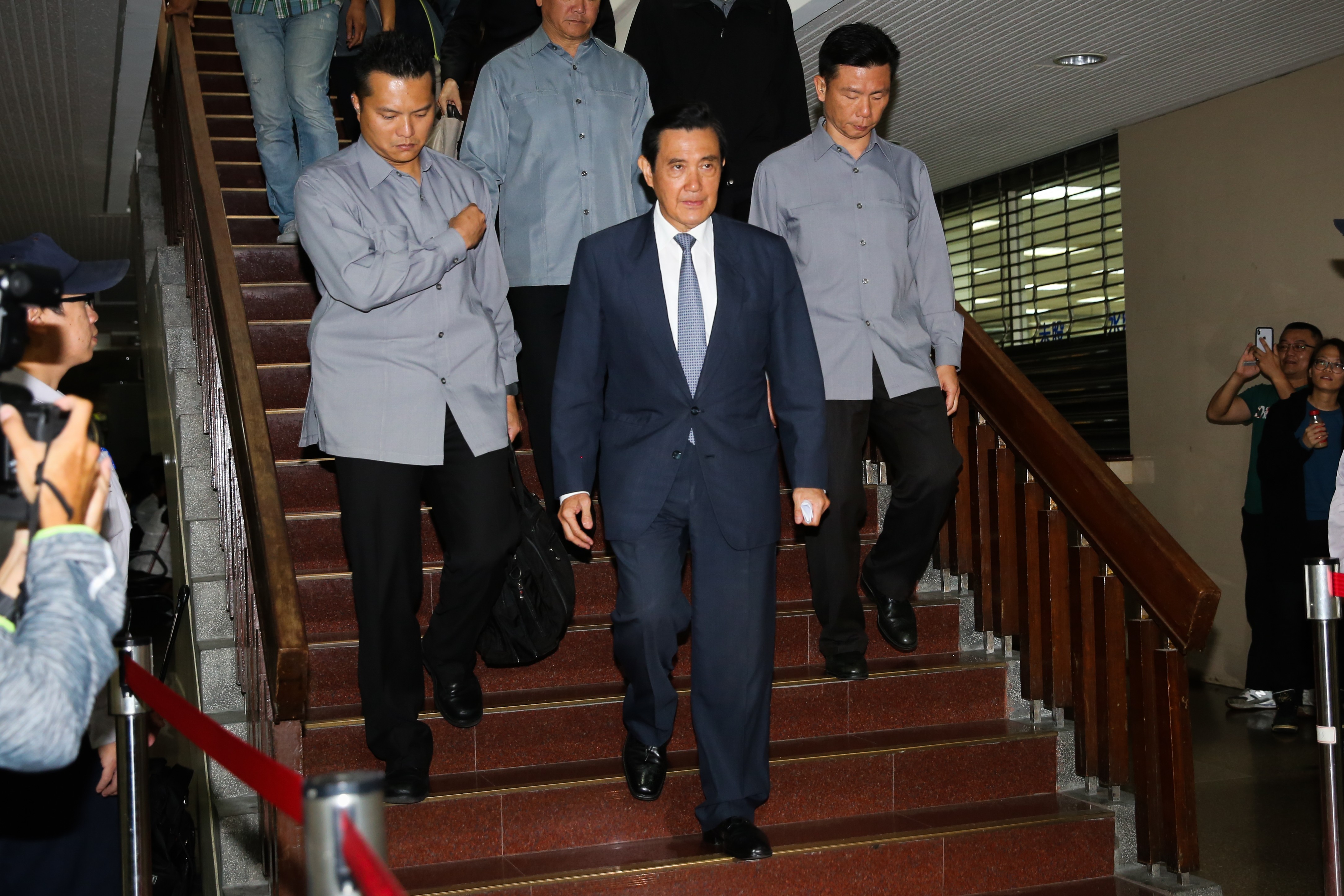 台北地院審理前總統馬英九所涉三中案，預計每週一、三開庭，最快1年結案。