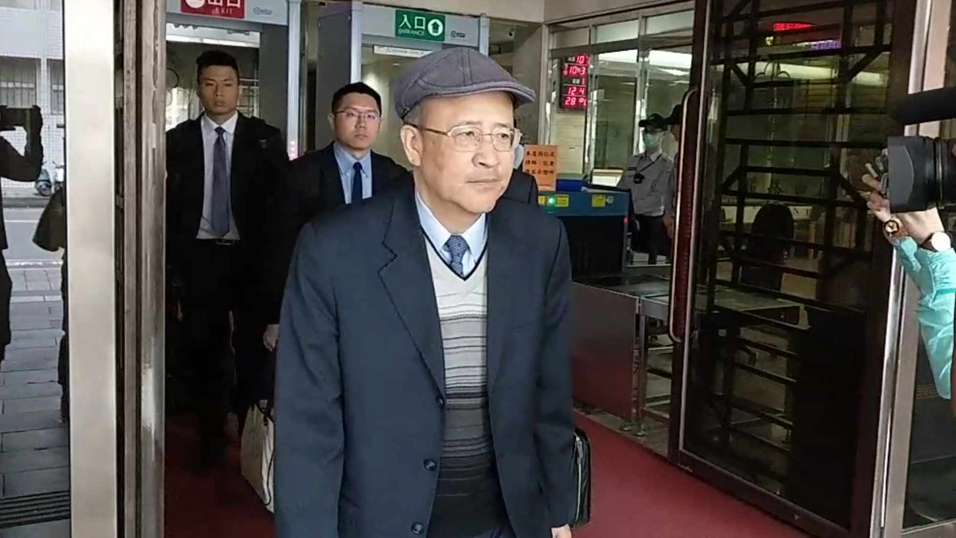 中投公司前總經理汪海清強調自己在三中交易案中錄音，是會議記錄，不是為自保。