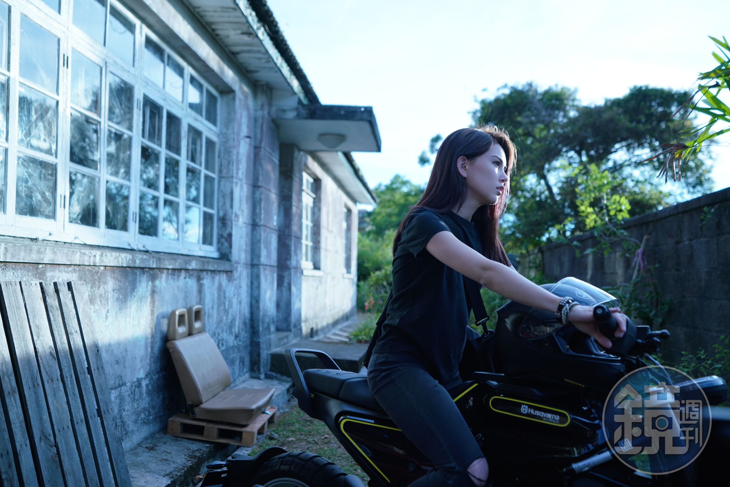 電影《叱咤風雲》目前如火如荼拍攝中，女主角昆凌在該片演技爆發。（創映電影提供）