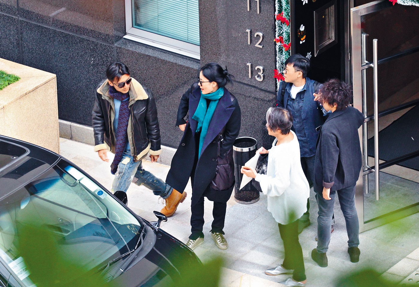 王菲和謝霆鋒世紀復合後，經常是媒體喜愛拍攝的對象。（東方IC）