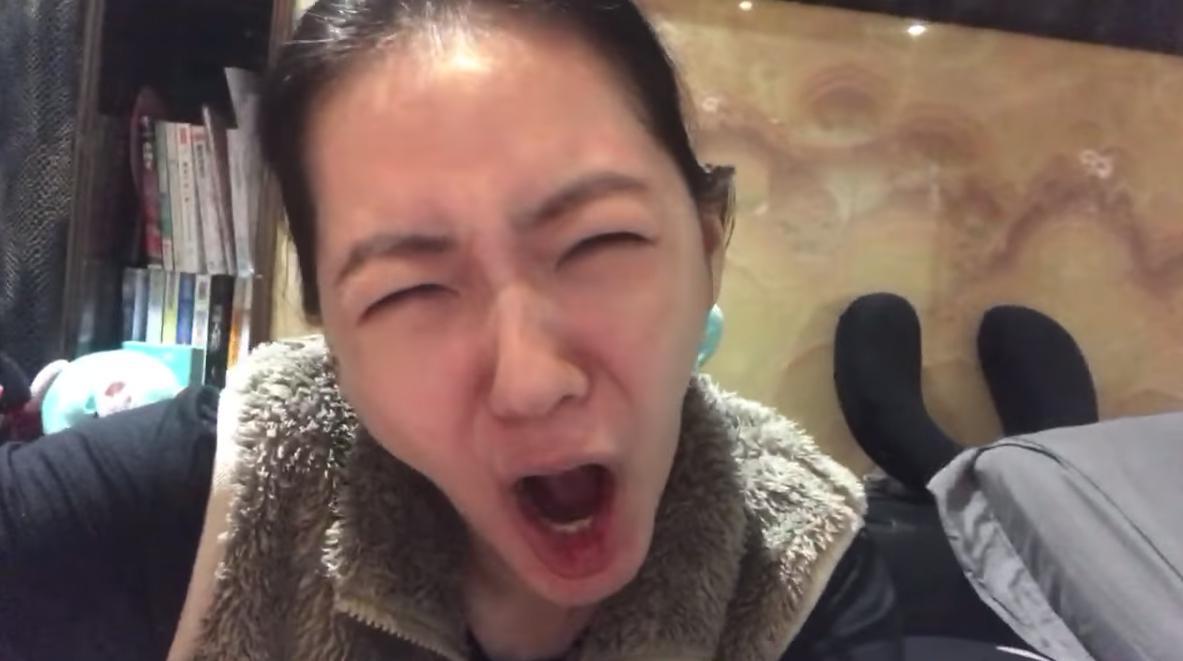 小S抱怨沉默數秒後表示,「每次想到這些美食的時候,我都好想退出演藝圈喔。」(翻攝自小S粉專)
