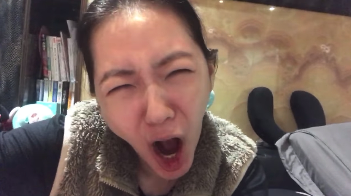 小S抱怨沉默數秒後表示，「每次想到這些美食的時候，我都好想退出演藝圈喔。」（翻攝自小S粉專）