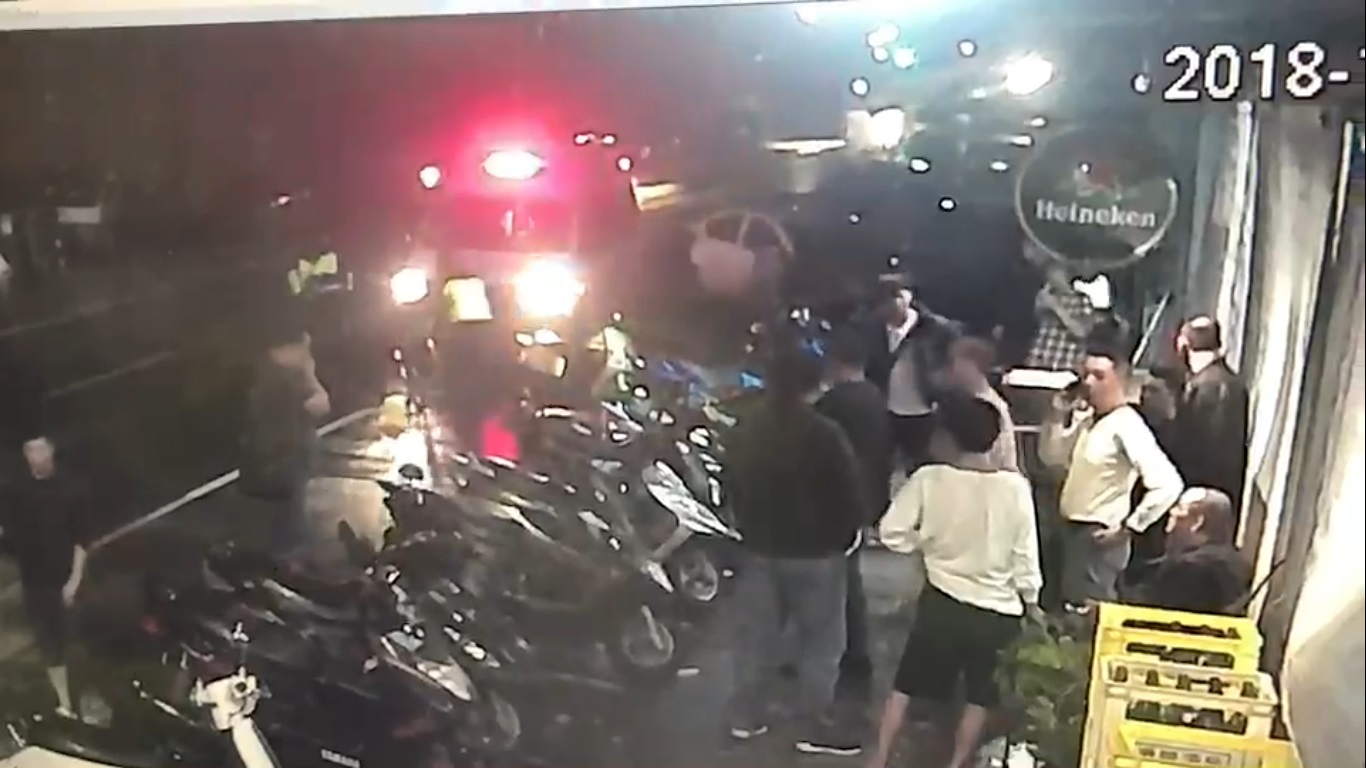 樹林釣蝦場凌晨發生血案，債主討債不成竟被刺死。（翻攝畫面）