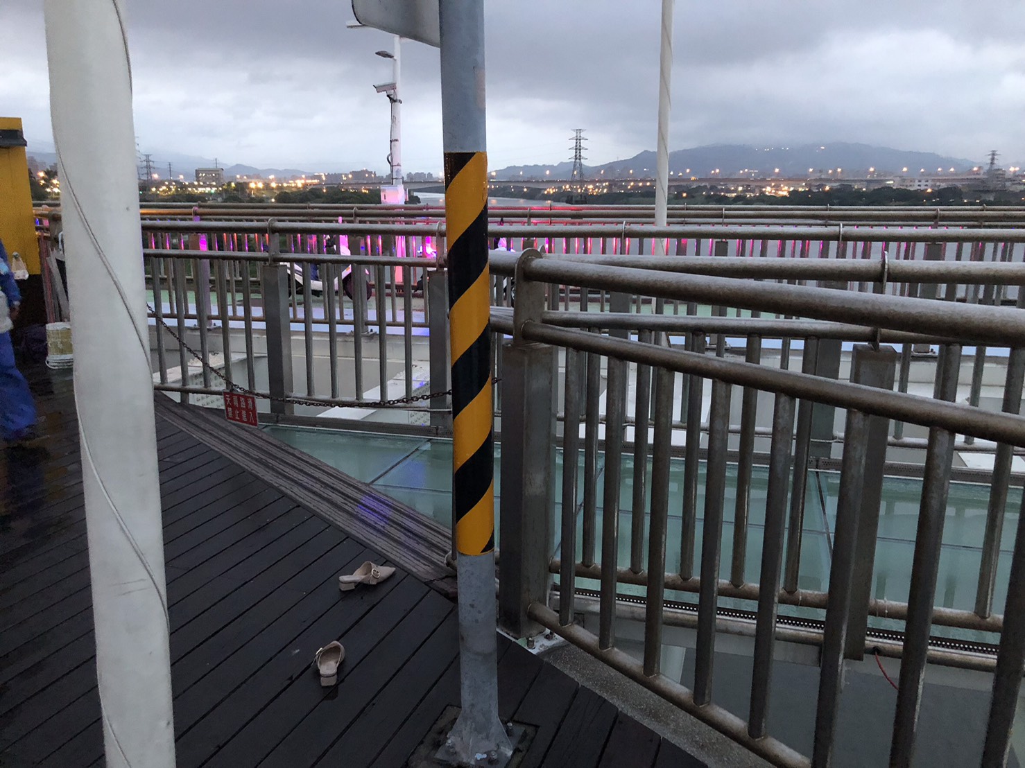 死者疑因餐廳經營壓力而輕生。(翻攝畫面)