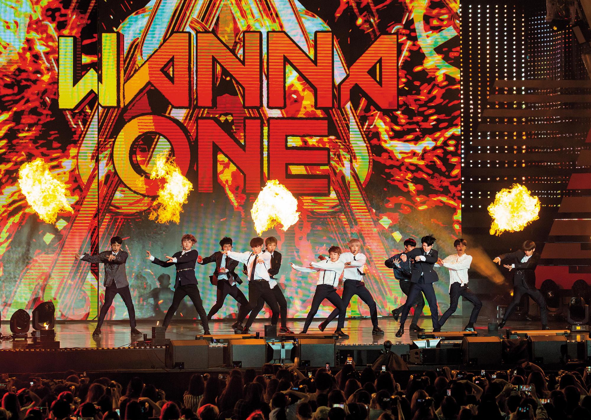 《PRODUCE 101》第2季選出的11人男團Wanna One，限定期間頻開粉絲見面會及演唱會，吸金功力十分驚人。（東方IC）