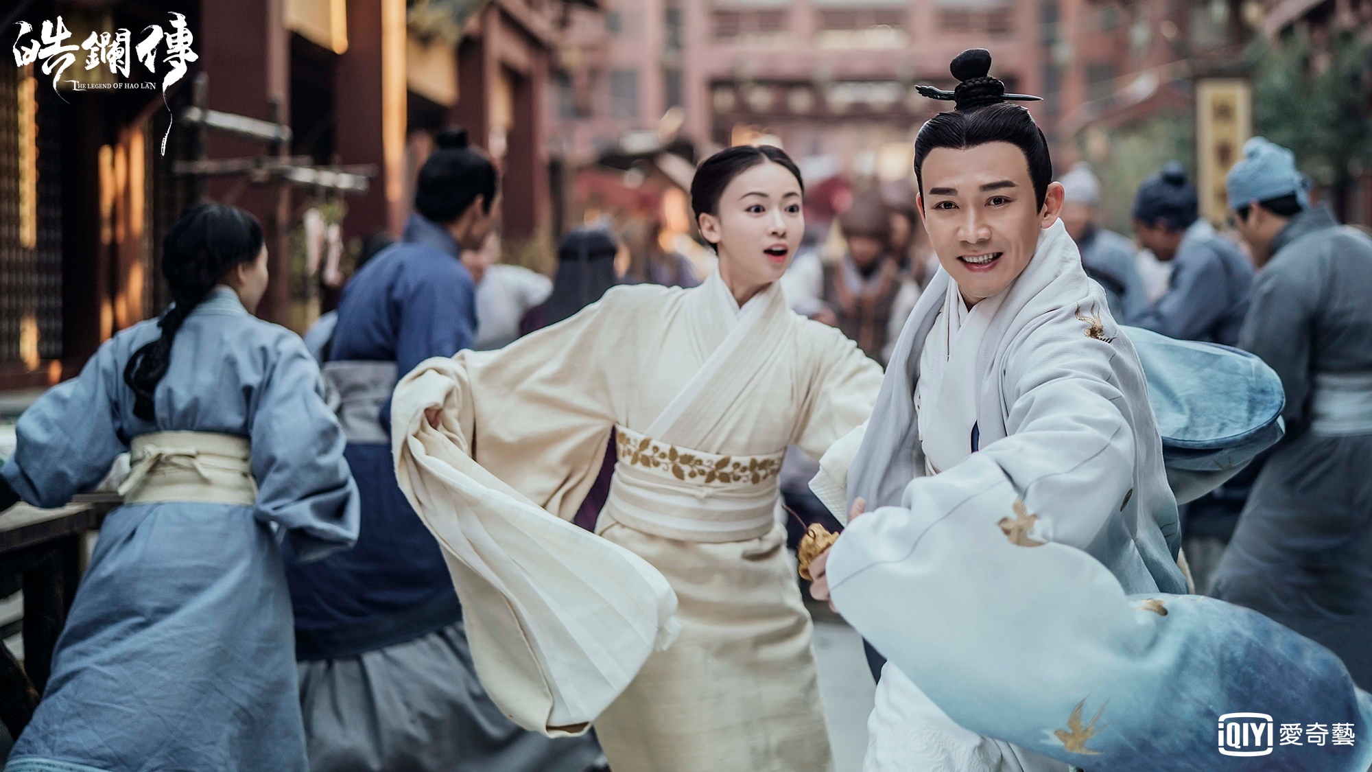 吳謹言（左）和聶遠在《皓鑭傳》再敘前緣。（愛奇藝台灣站提供）