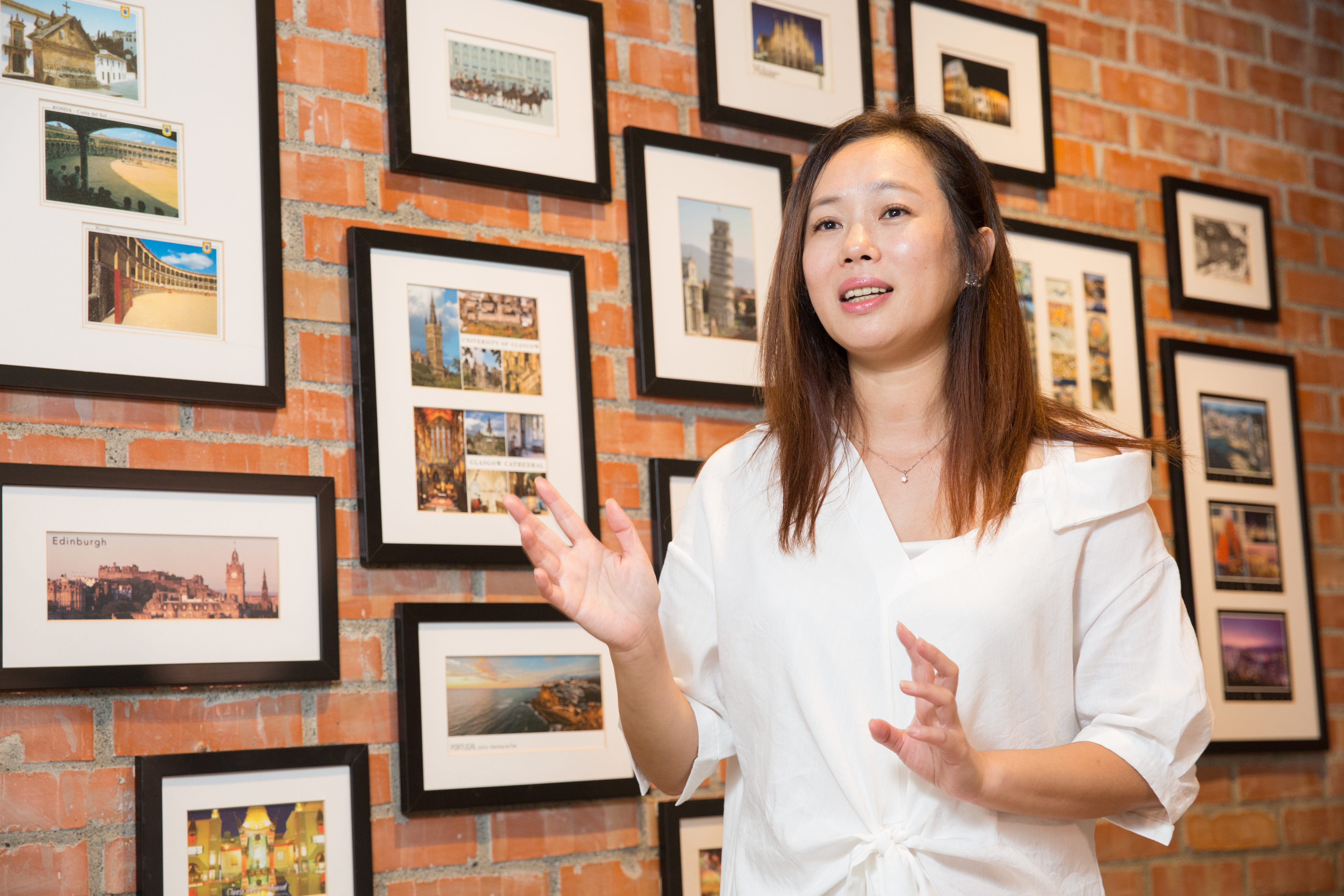 潔媽坦言年輕時買基金是瞎子摸象，但多年的經驗累積，她已經是不會被理專呼嚨的「明眼人」。