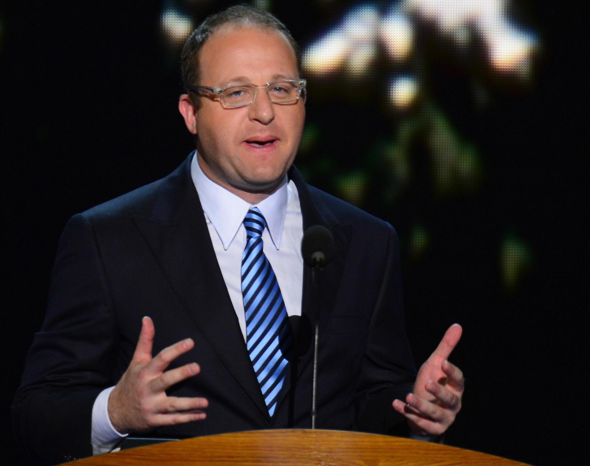 2008年就曾創造過歷史的波利斯(Jared Polis),這次再度以成為美國首位同性戀州長的身分為美國政治開創多元的一面。(東方IC)
