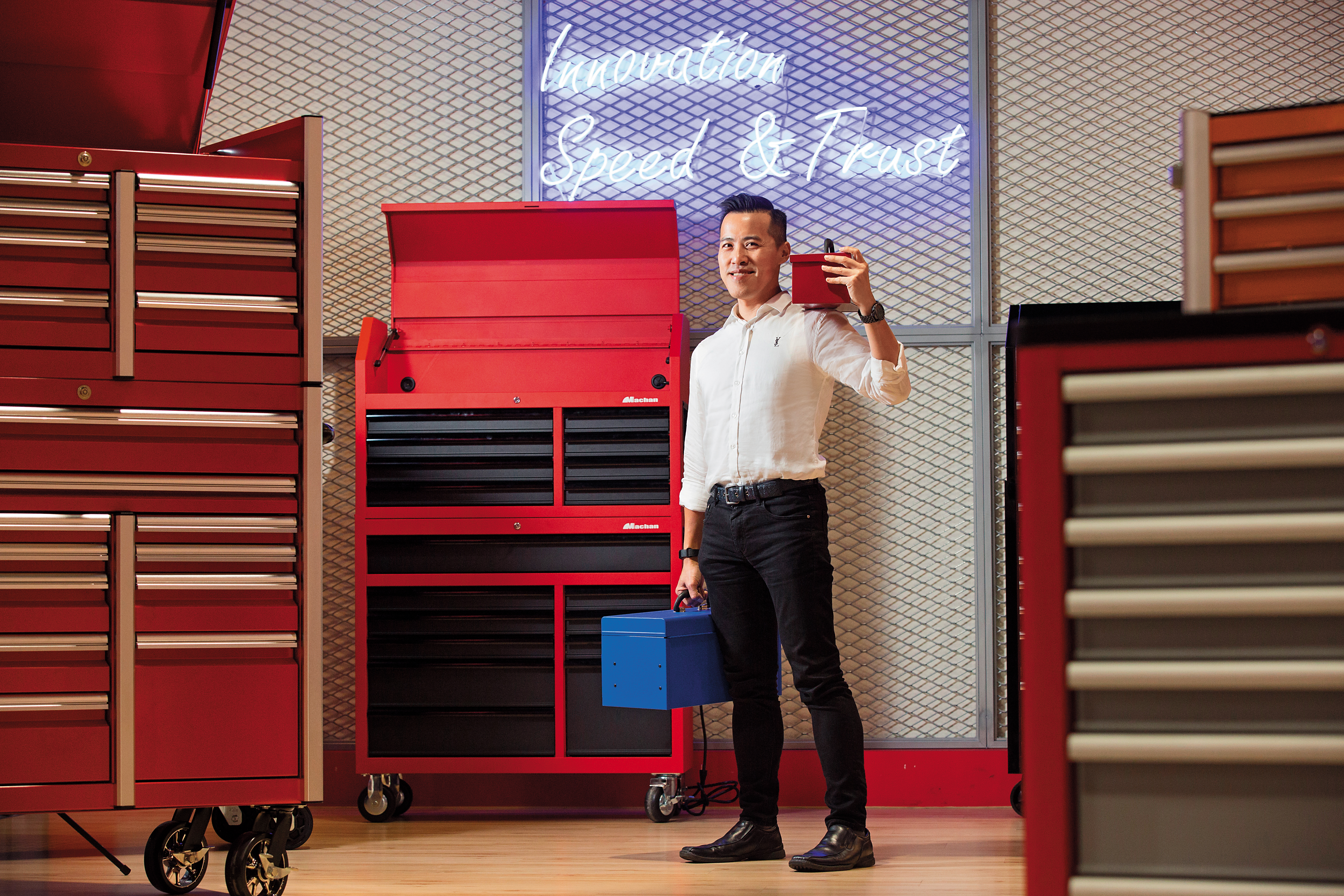 出身台灣工具箱龍頭明昌家族，張庭維以戰功證明，自己不是無用的富二代。