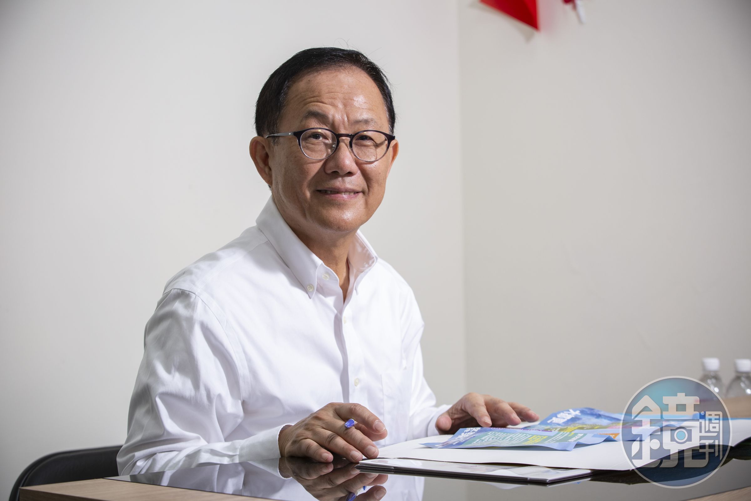 和母親感情極好的丁守中，從小看著媽媽做菜，留學期間他也做得一手好菜。