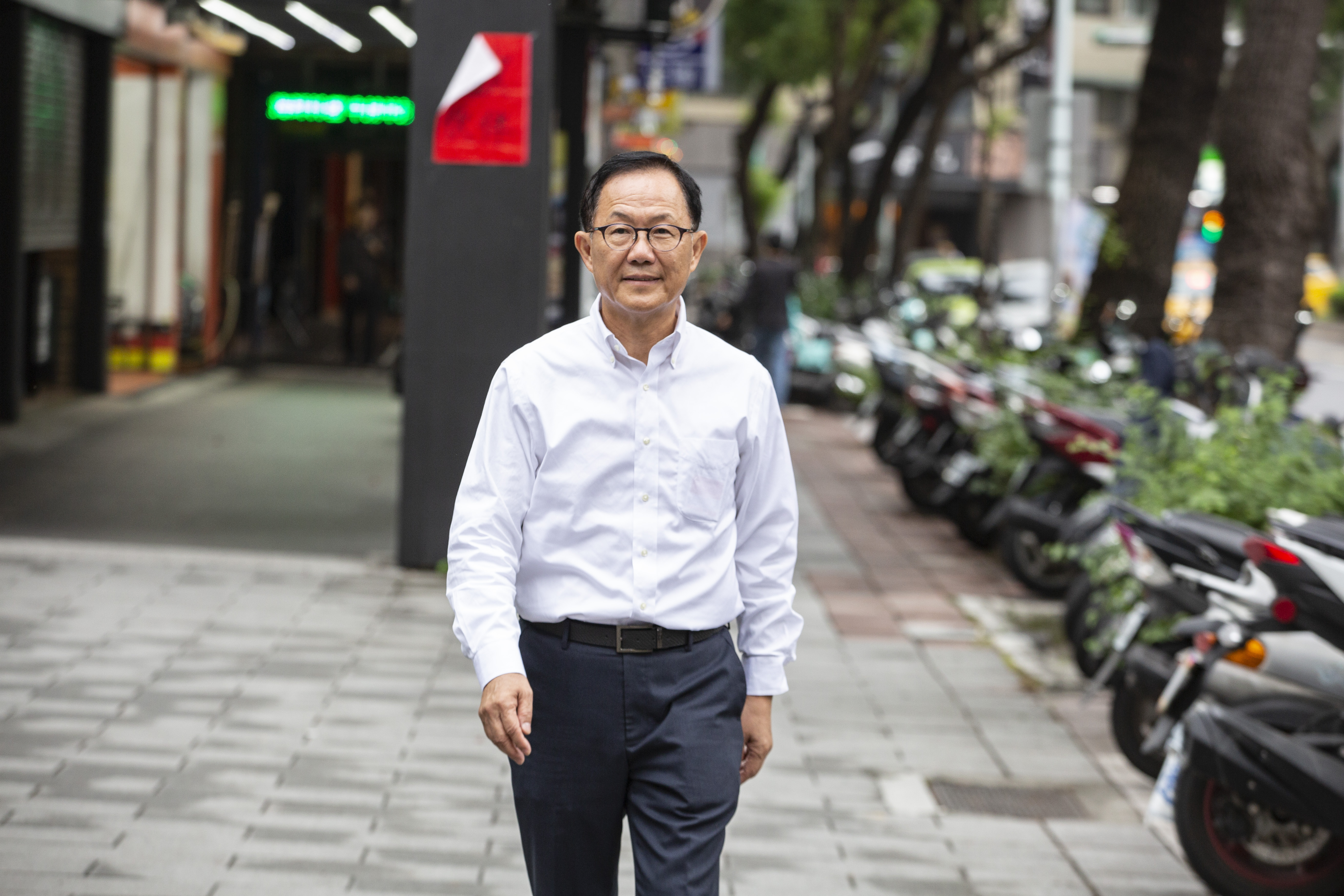 丁守中擔任立法委員期間，推動了許多優良的法案。