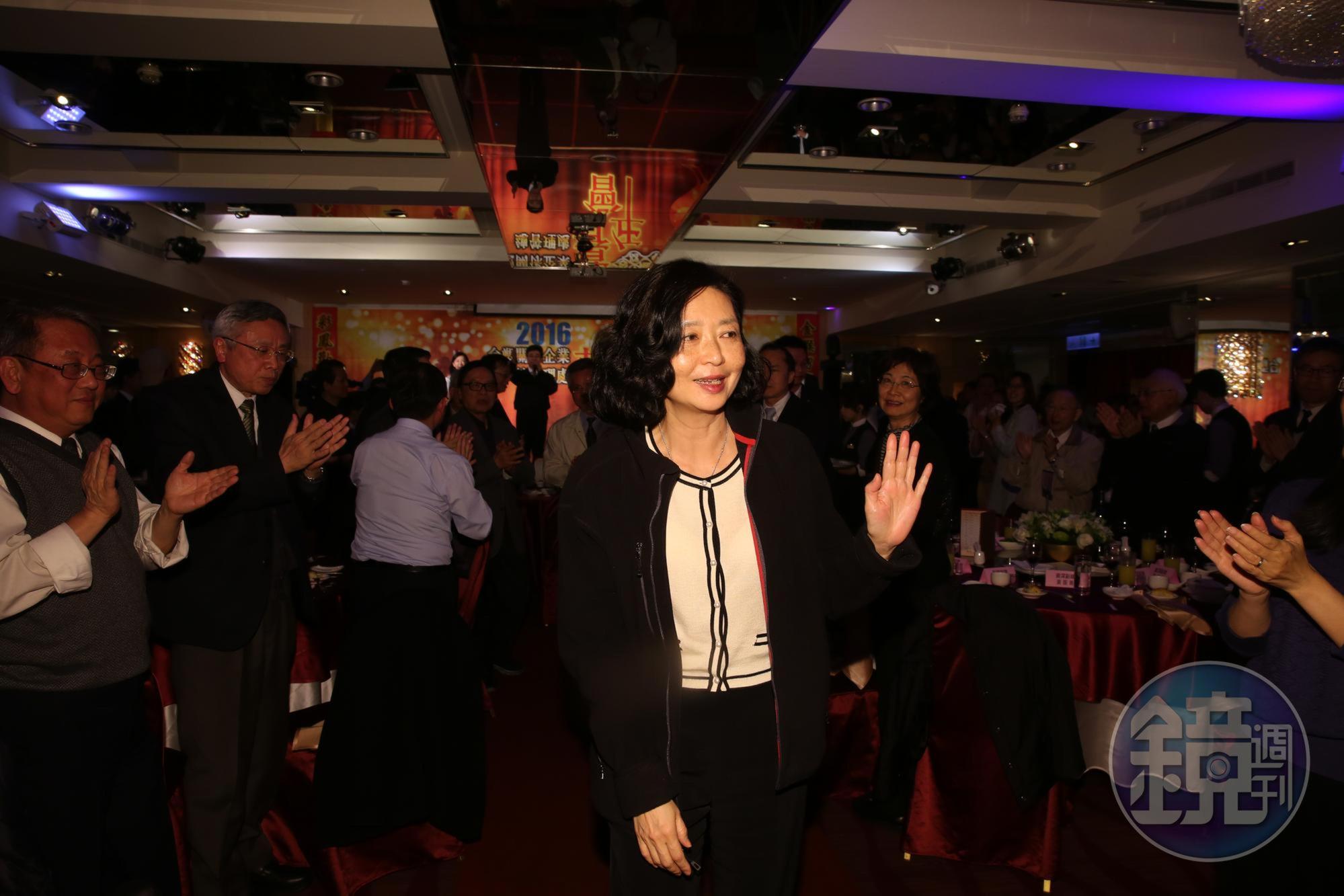 台塑集團副總裁王瑞華，處事冷靜、精明，被外界認為個性最像父親王永慶。