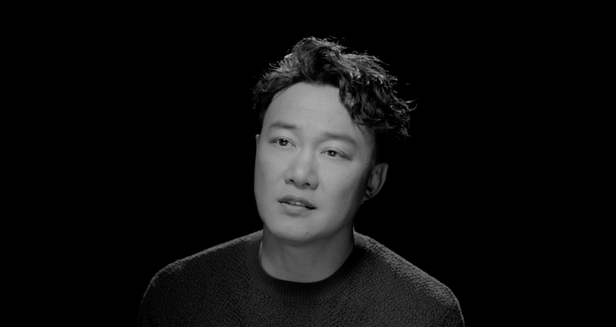 今年第3度拿下金曲歌王的陳奕迅，將在金馬獎頒獎典禮獻唱入圍歌曲〈我們〉。（環球提供）