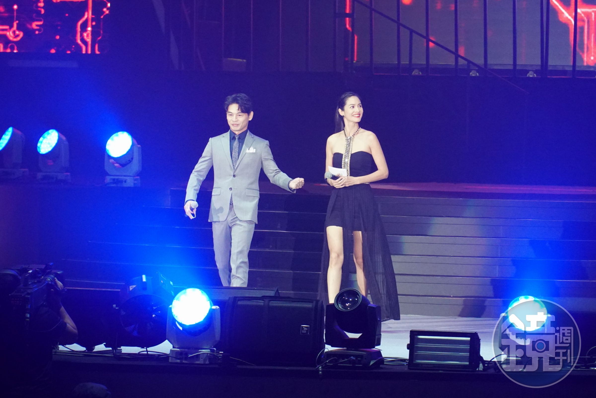 阿Ken、Janet是開幕儀式的主持人。
