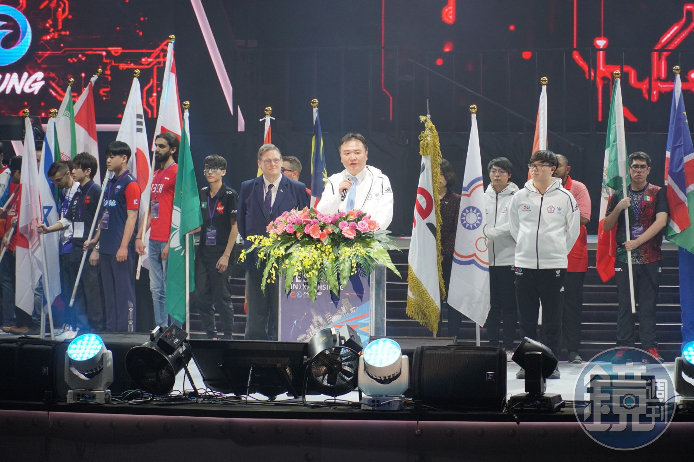 高雄市代理市長許立明歡迎各國選手與會，祝福他們在高雄留下美好回憶。