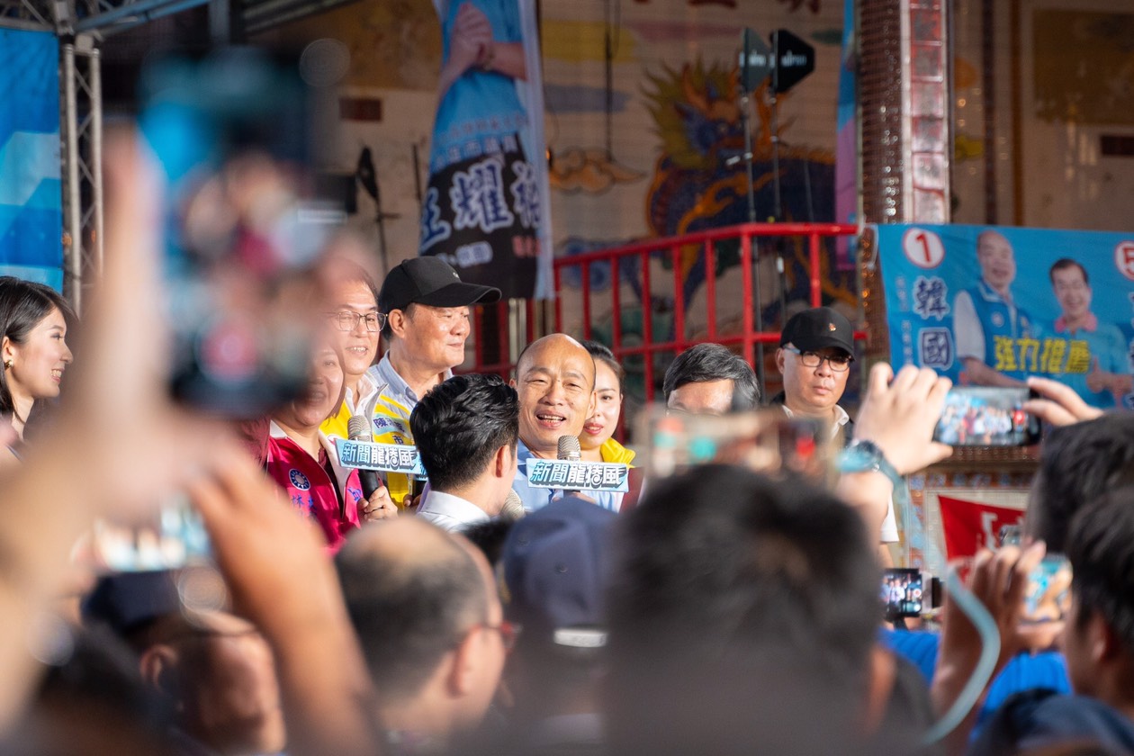 國民黨高雄市長候選人韓國瑜今到林園搶攻綠營票倉。（讀者提供）