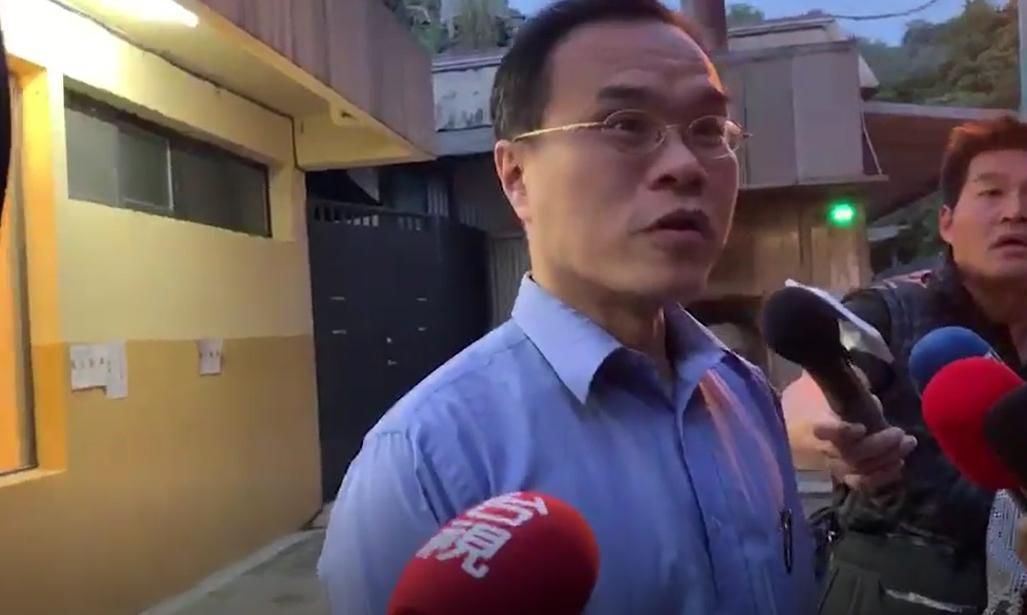 承辦男童遭虐死案的檢察官林達指出，男童骨瘦如柴，營養相當不良。（翻攝畫面）