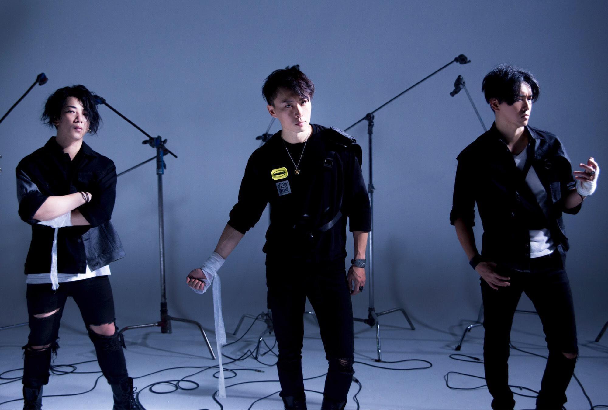 赤世代近日推出新歌曲〈Why Do You Hate Me?!〉。(FUNS MEDIA提供)