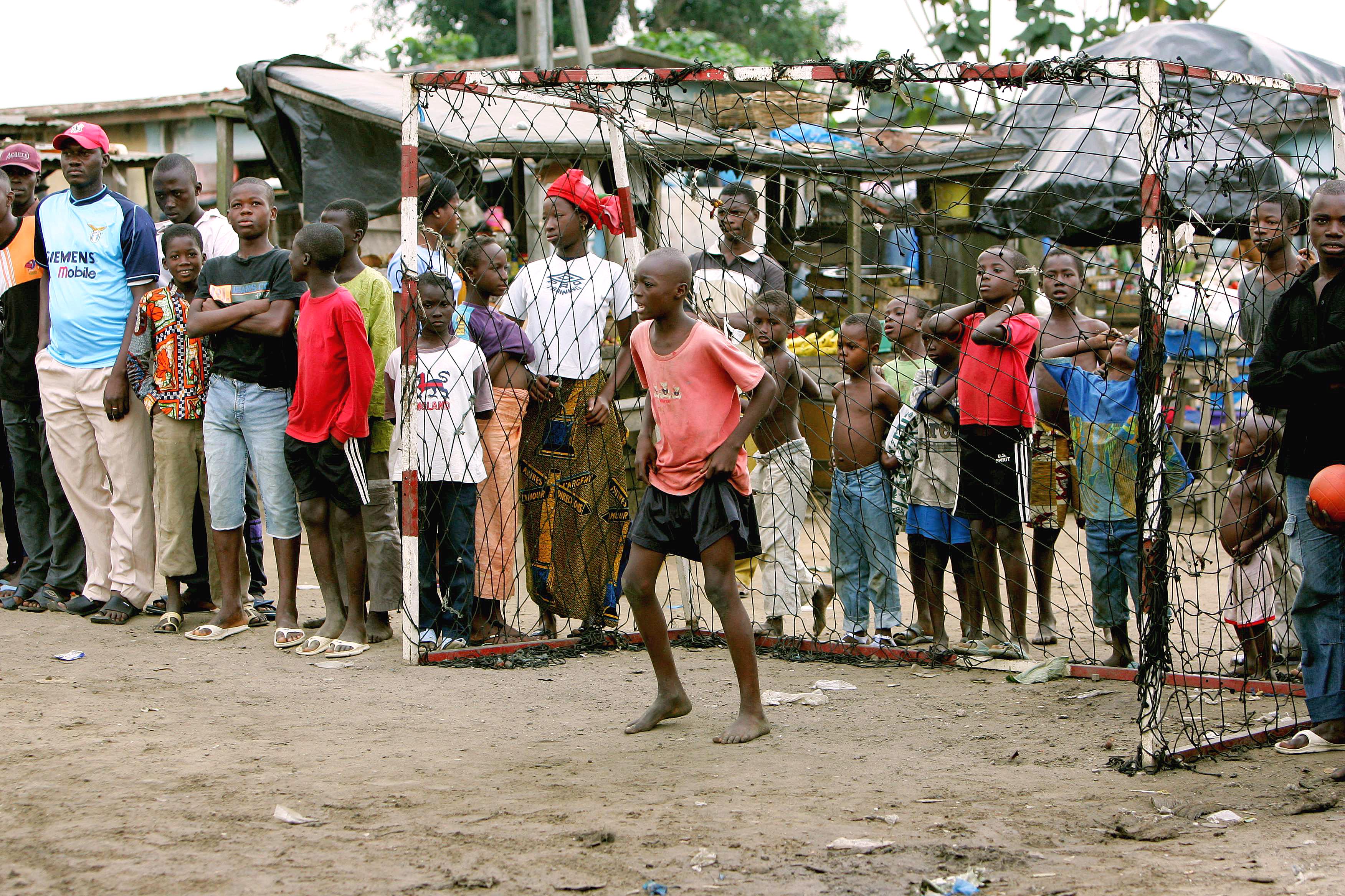 西非的象牙海岸因天然美景成為馳名國際的觀光景點，但卻因長年內戰與貪腐，國內經濟一蹶不振。（東方IC）
