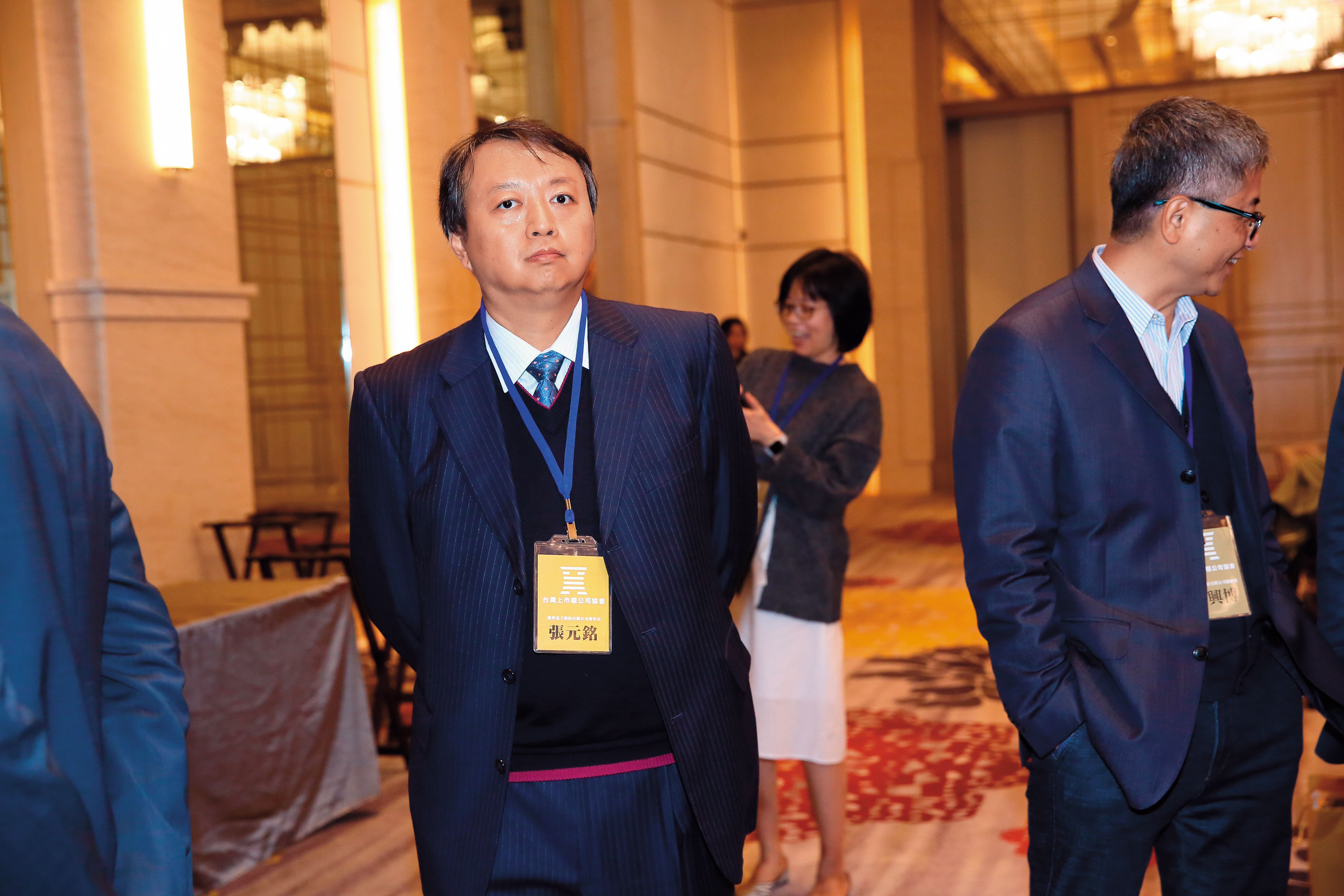 張平沼長子張元銘掌管市值500億元的耀華電子，成為家族事業的金雞母。