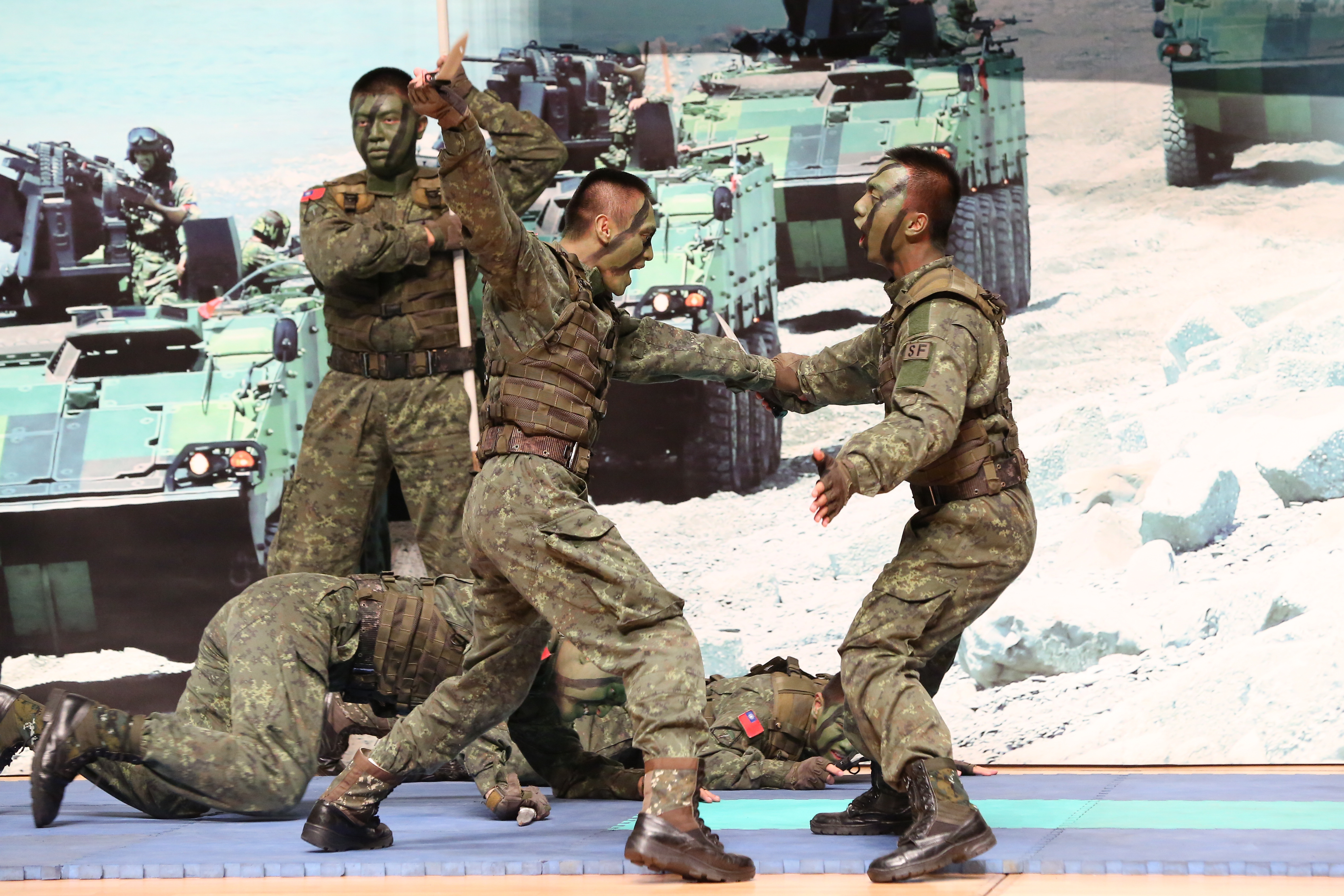 一名具有雙重國籍的蔡姓男子為逃避兵役,16年來都用美國護照入境,以為神不知鬼不覺。圖非當事人。