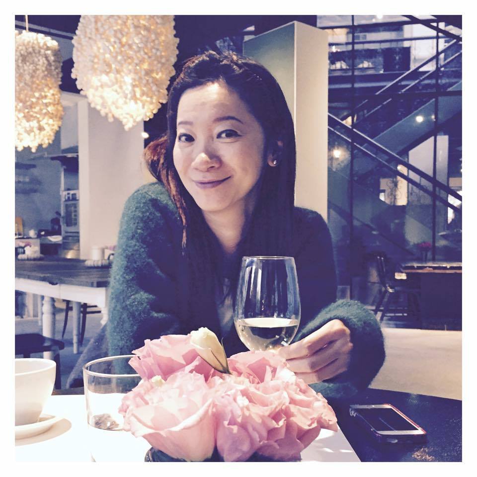 小說家鍾曉陽評論李維菁：「從她第一部書起我們便知道李維菁能寫，現在我們知道她能創造一整個世界。」（翻攝自李維菁臉書）
