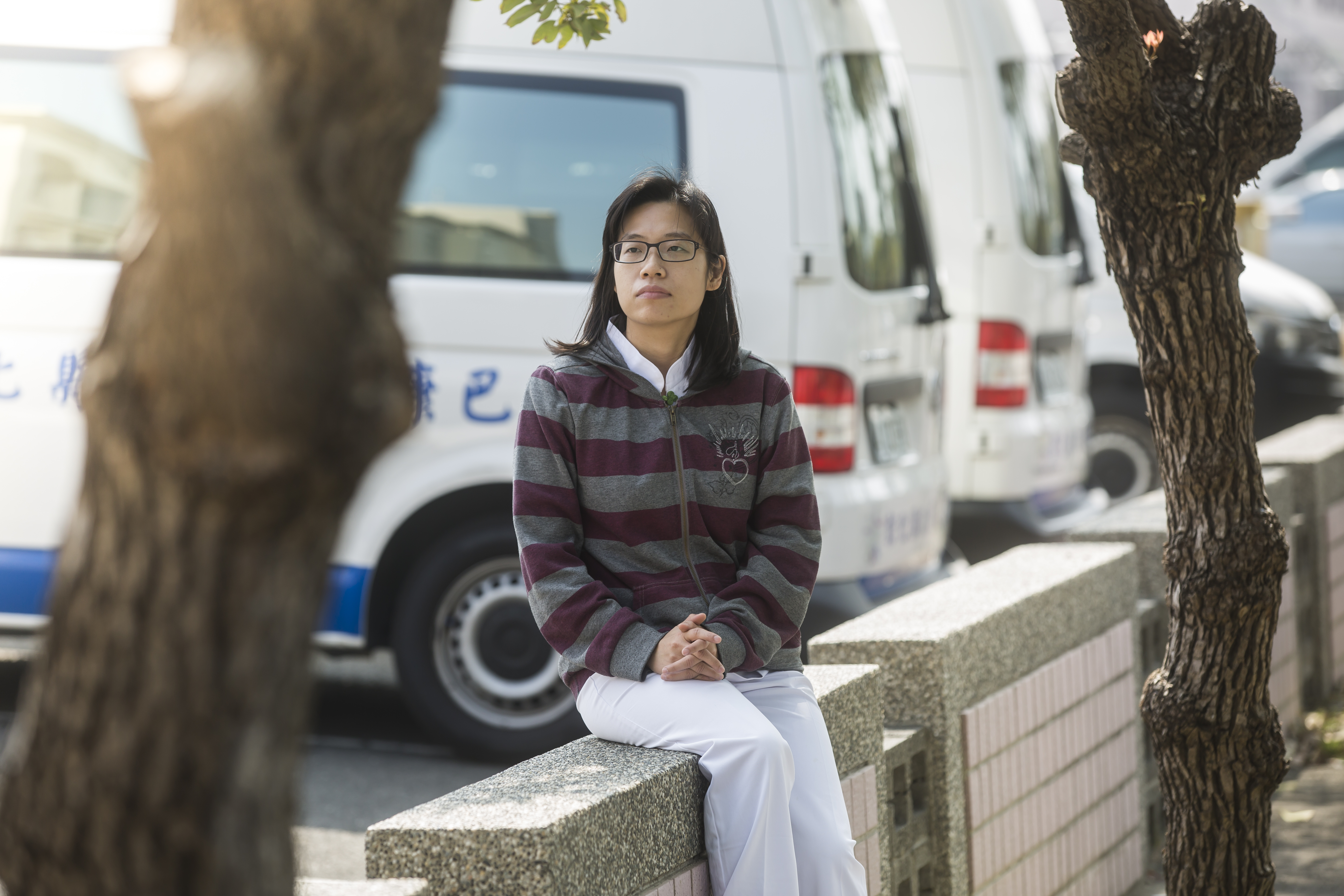 護理師蔡佾姿指出，手術自費耗材多，實支實付險有助於填補醫療支出。