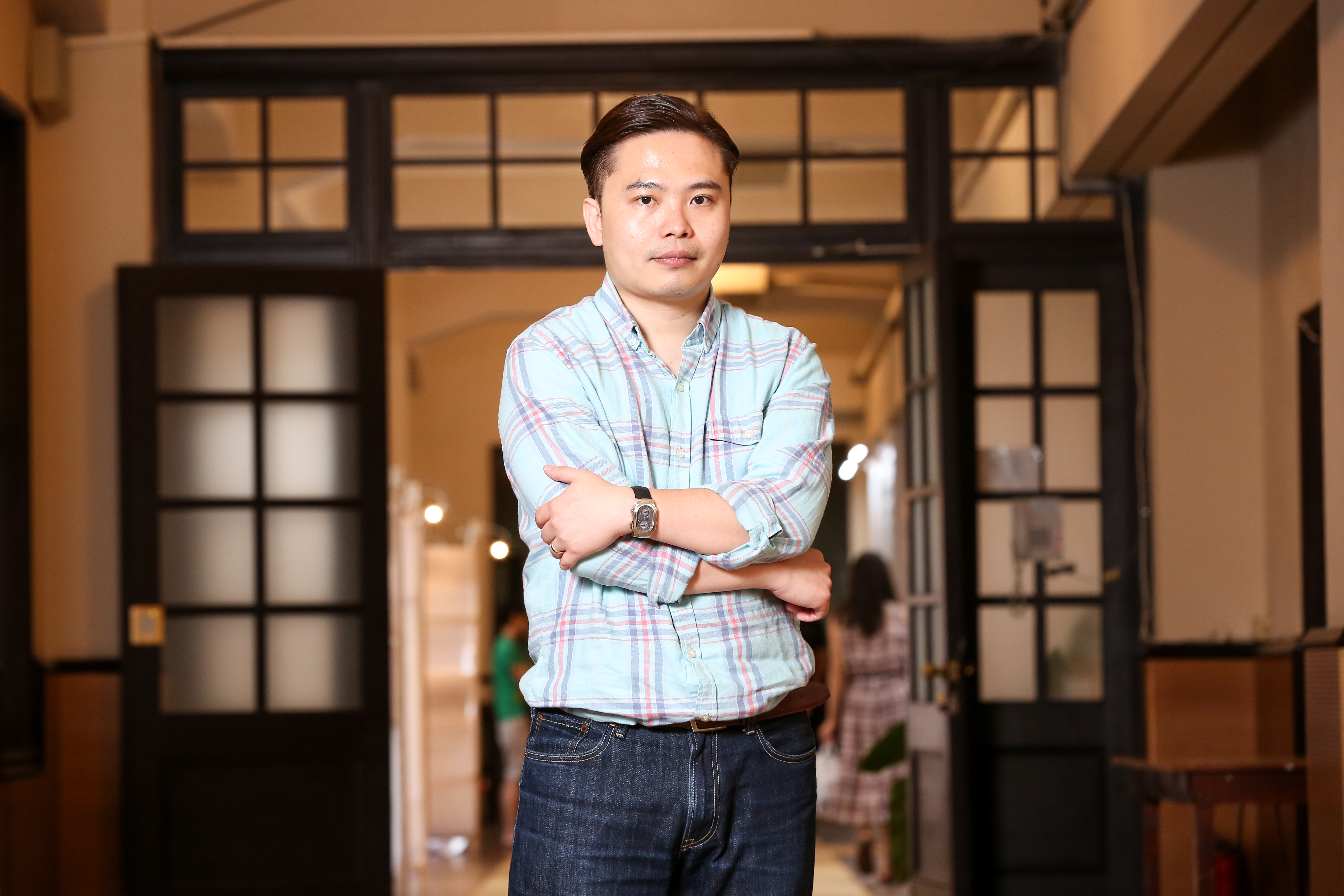 歐文傑是去年香港金像獎最佳導演得主之一，他得獎後沒有積極往大格局娛樂片邁進，反以小成本勵志片《非同凡響》闡述理念。