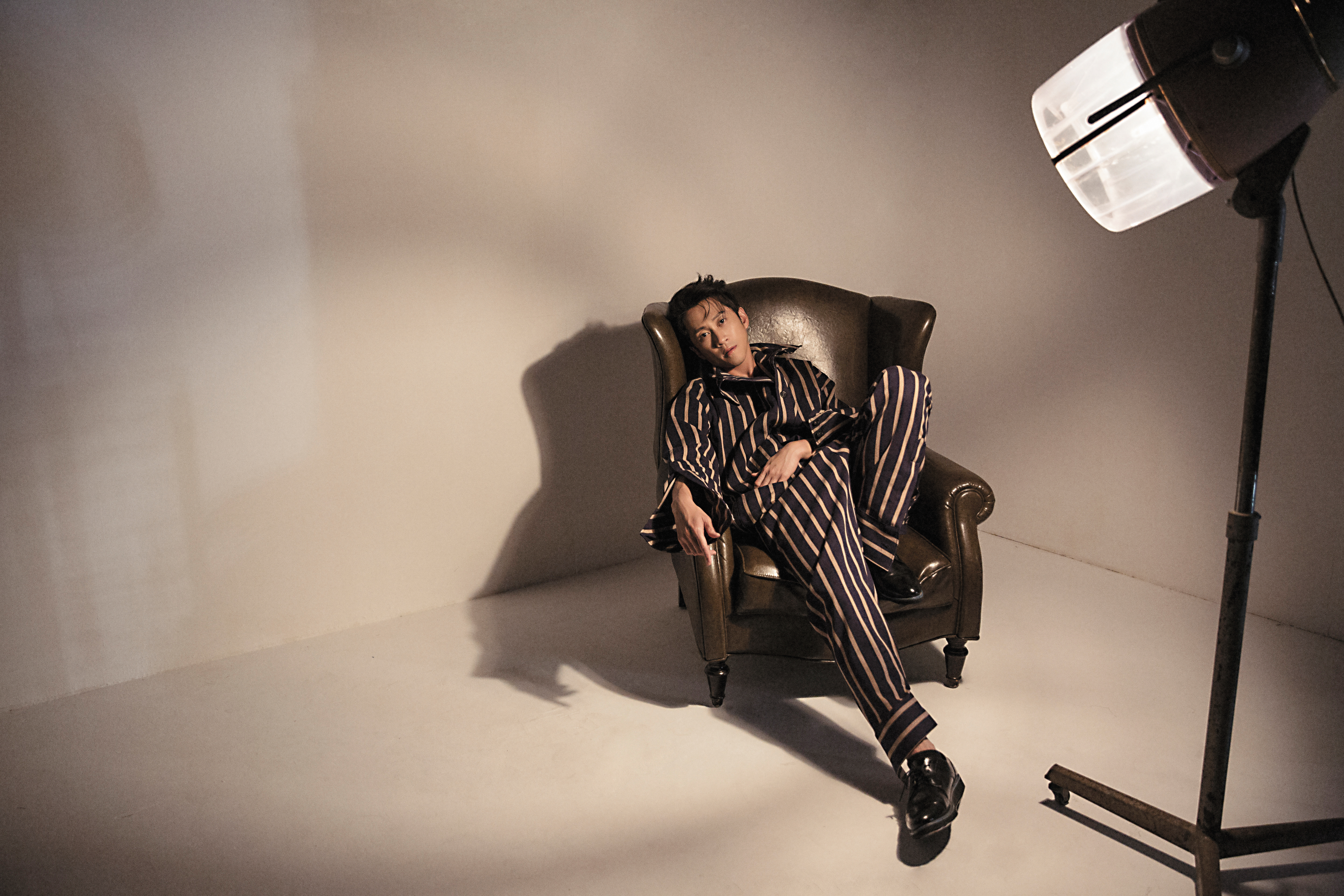 陳漢典說小時候在學校上台自我介紹， 台下同學就笑翻了， 「大家都在笑，我覺得很開心。」 這項魔力顯然等他長大了， 還是沒有消失。 