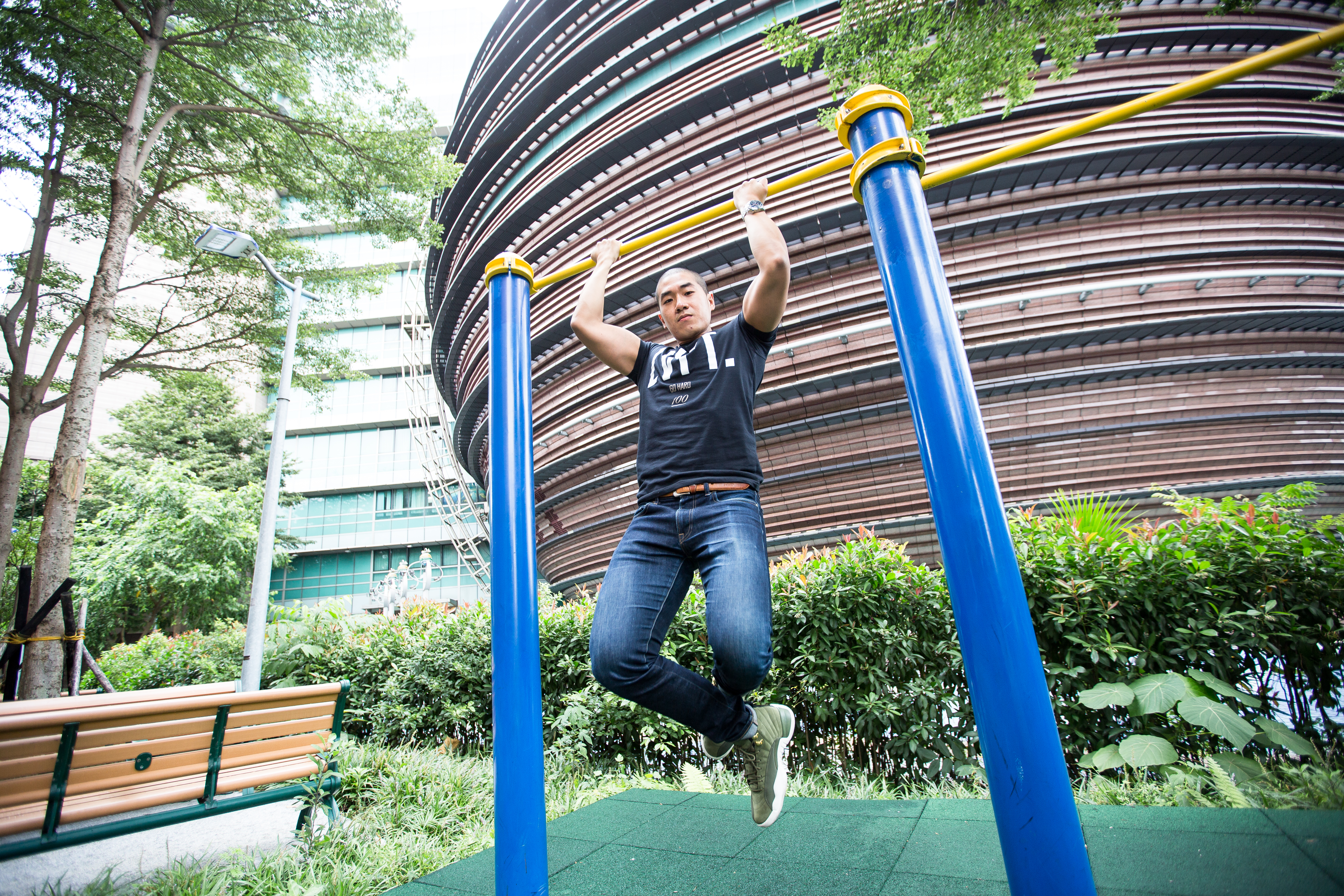 價值投資達人李曜廷，儘管年紀輕輕，卻始終秉持長期持有股票，堅持不做槓桿，與他沉穩的性格如出一轍。