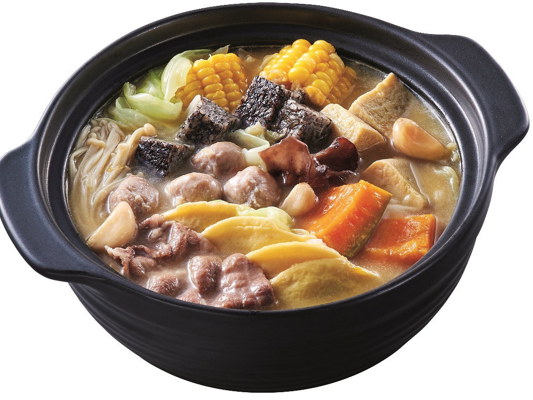 肉舖火鍋概念起家的「肉大人」與統一超商合作，推出「蒜頭釀味噌鍋」真空包。（899元／份，統一超商提供）