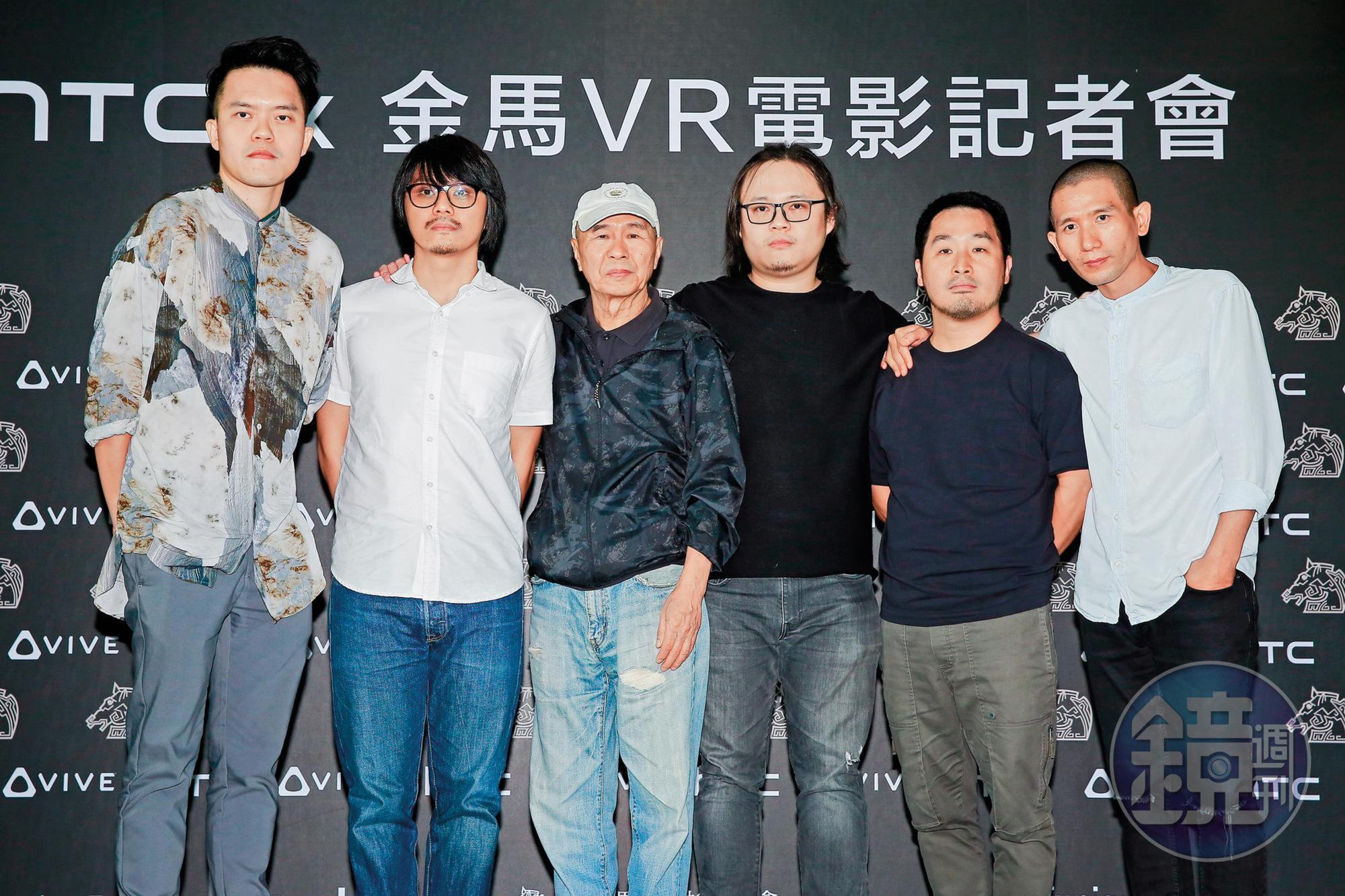 侯孝賢(右四)監製金馬獎HTC的VR電影《5X1》,李中(右二)是台灣導演代表,作品《董仔的人》有如《大佛普拉斯》和《血觀音》綜合版,還把吳定謙拍得超帥,影視文化大佬小野和吳念真的情誼,第二代有傳承。