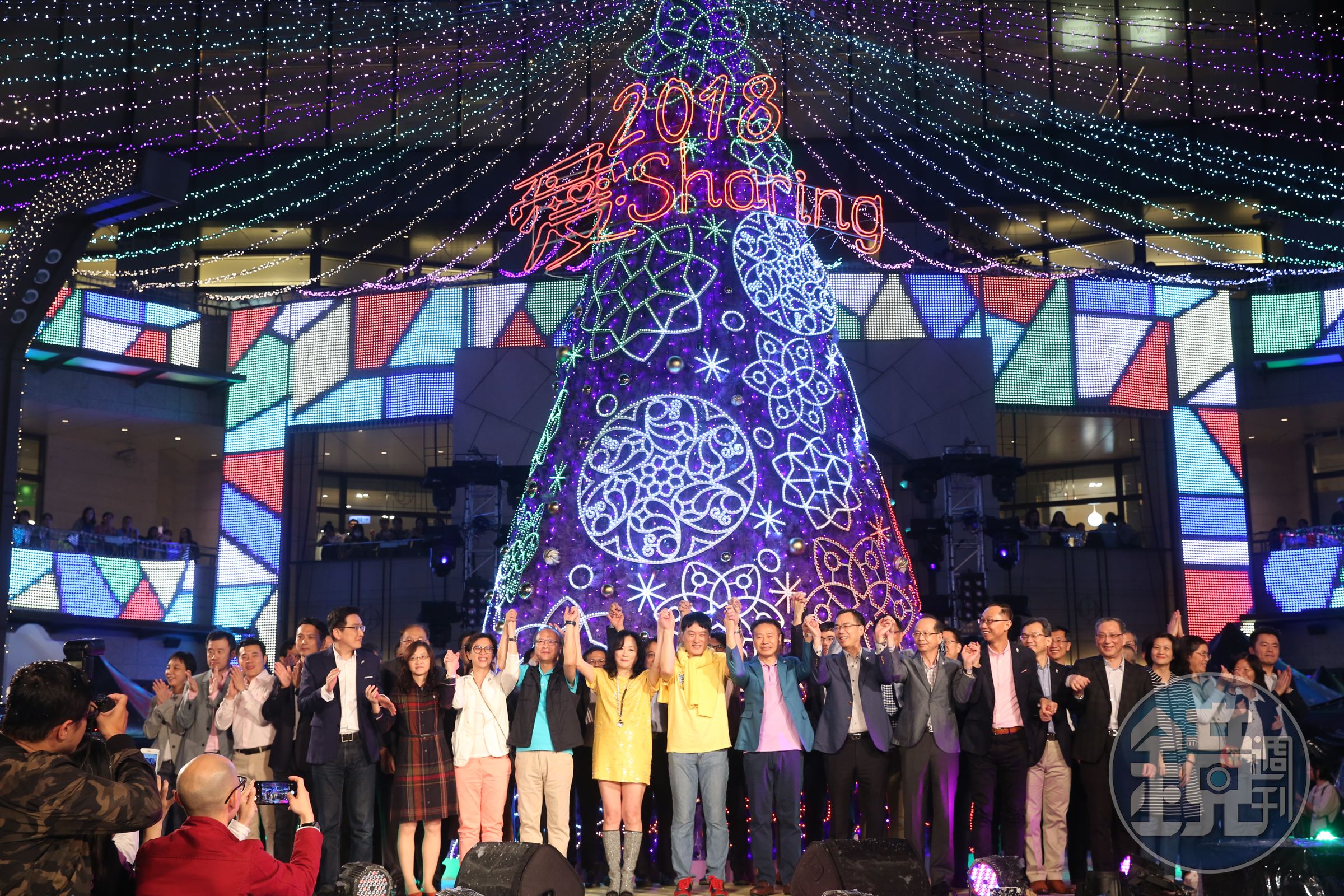 統一集團16日舉辦「愛．Sharing」愛分享點燈活動。