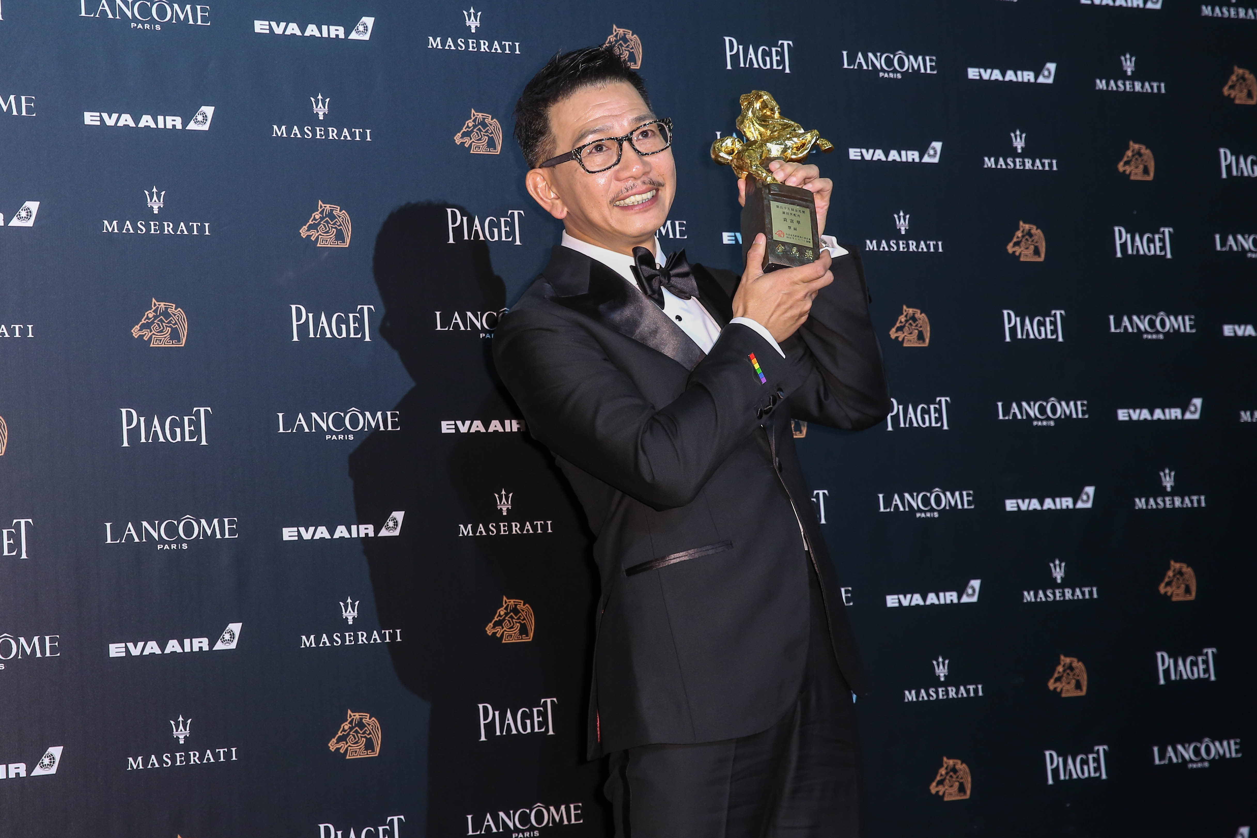 袁富華透露另一半非常支持他的演藝路，在他迷失、情緒化的時候依然不離不棄。