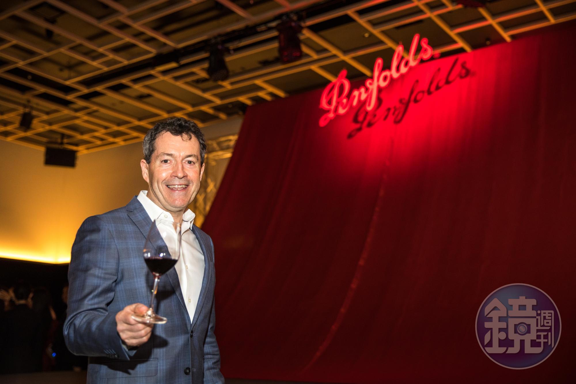 奔富(Penfolds)首席釀酒師Peter Gago有明星架勢,對亞洲市場瞭若指掌。