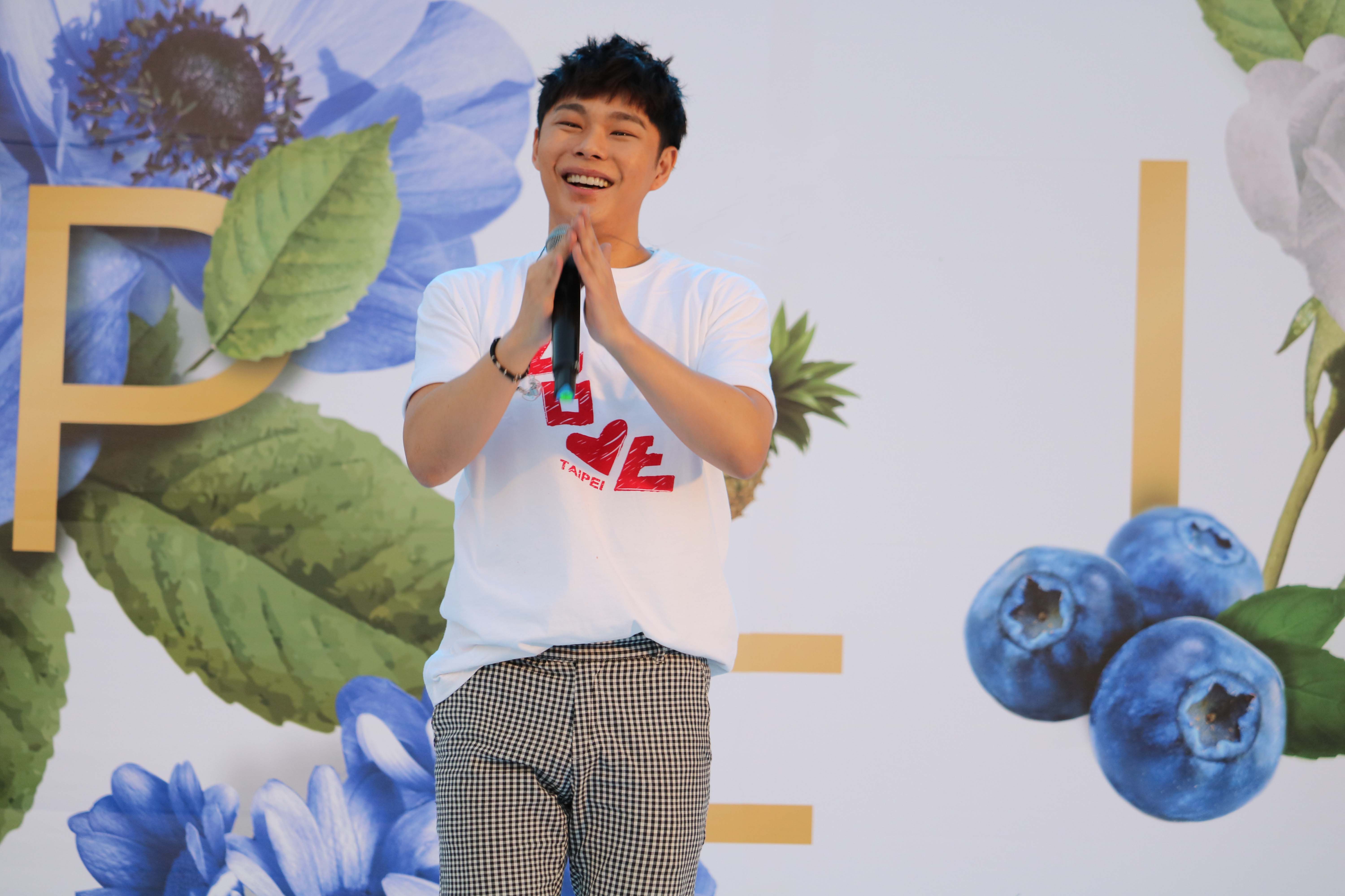 葉秉桓推出新單曲〈你猜我猜你〉，再度挑戰高難度轉音。（解碼音樂提供）
