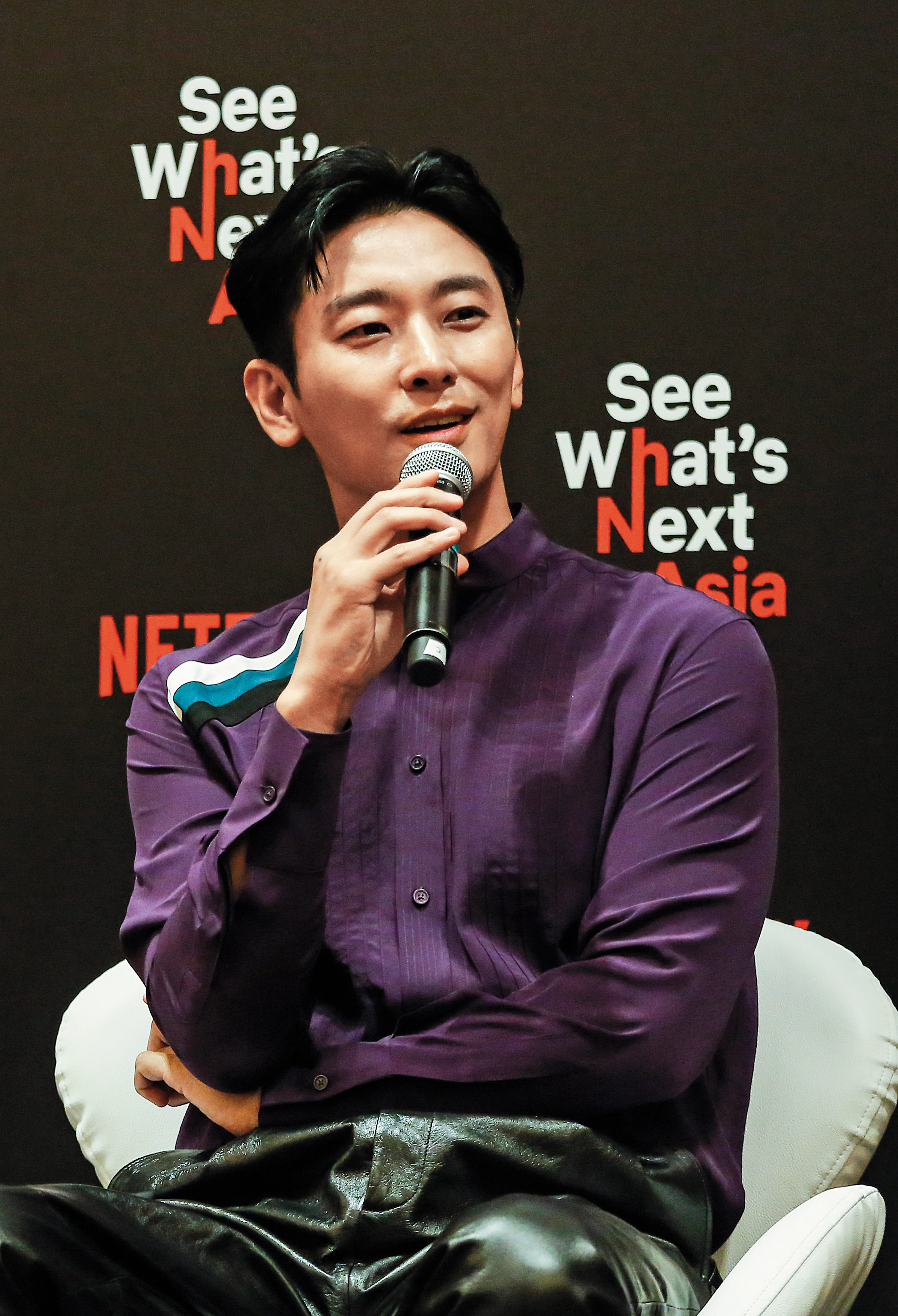 朱智勳提及拍攝《李屍朝鮮》時氣溫一度低到零下23度，凍到他手中的劍都握不住，也無法好好念對白。（Netflix提供）