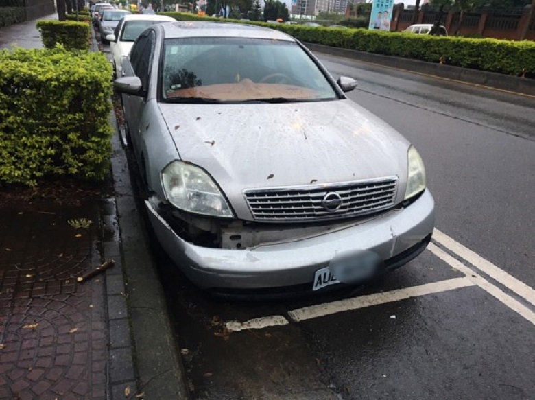 警方查出肇事車輛是出租車。（警方提供）