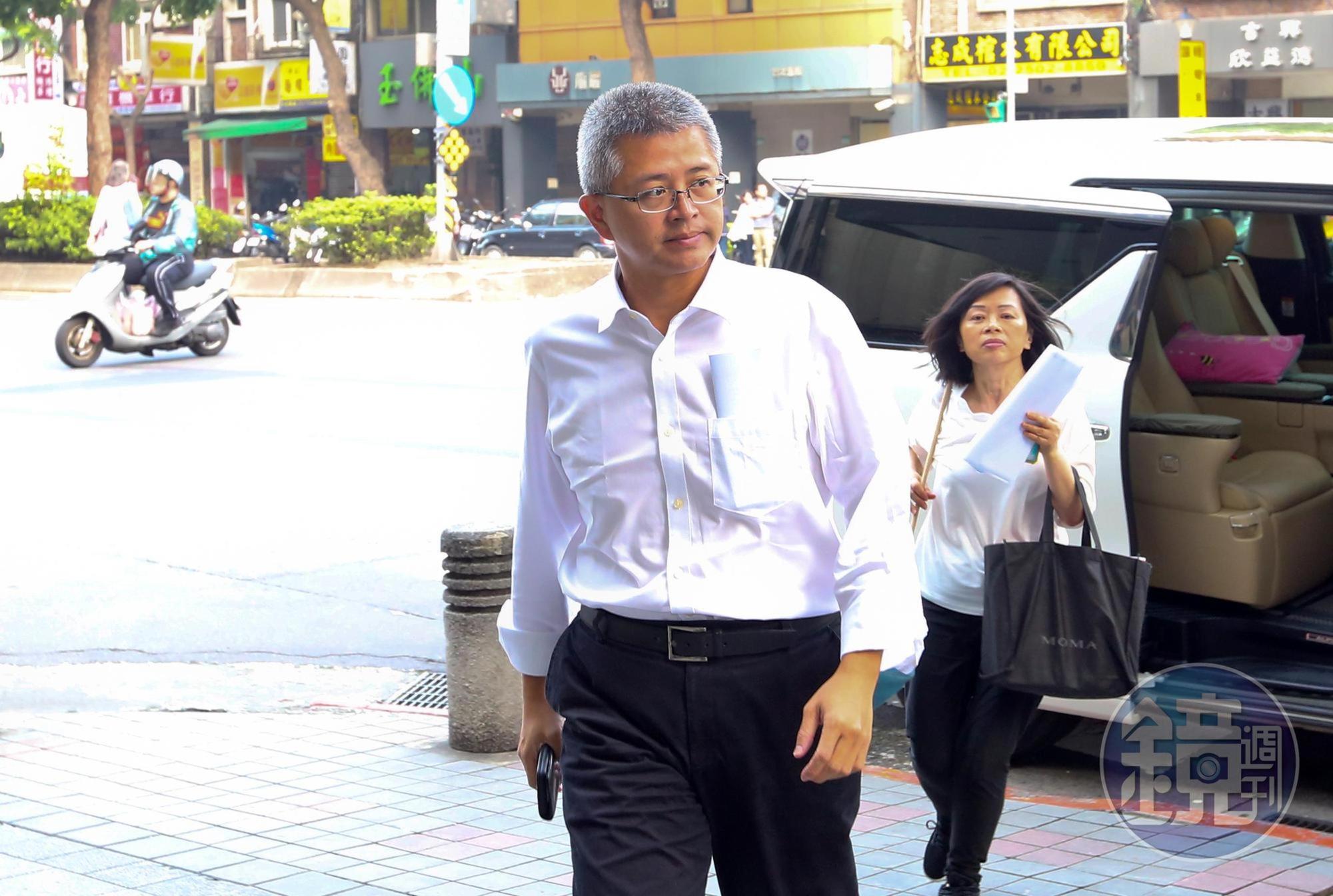 新光金大股東洪文棟本月初過世，獨子洪士琪（圖）將頂替父親洪文棟在新光內相關職位。