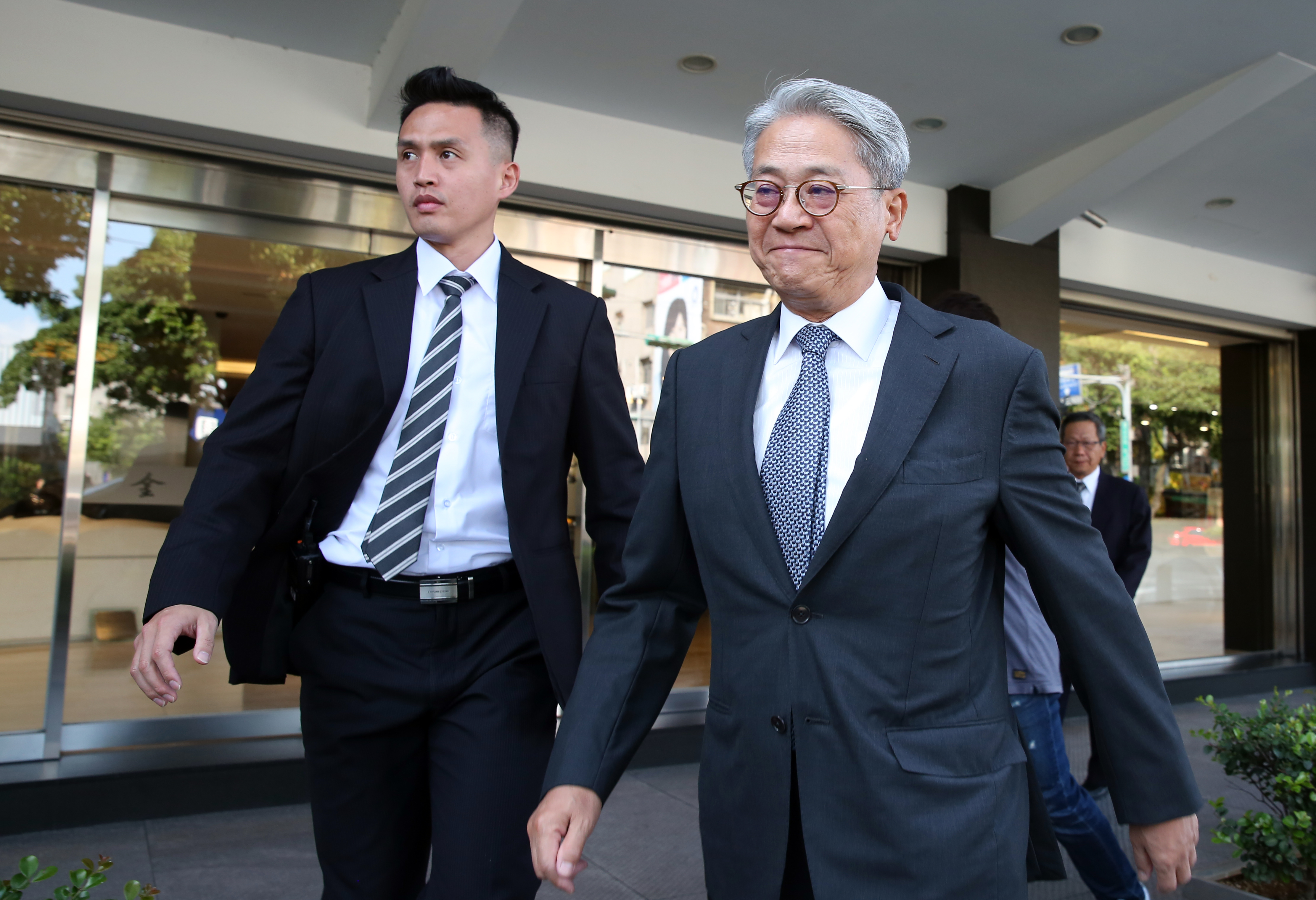 台新金目前獨缺壽險版圖，董事長吳東亮也評估其他壽險業者併購可能性。