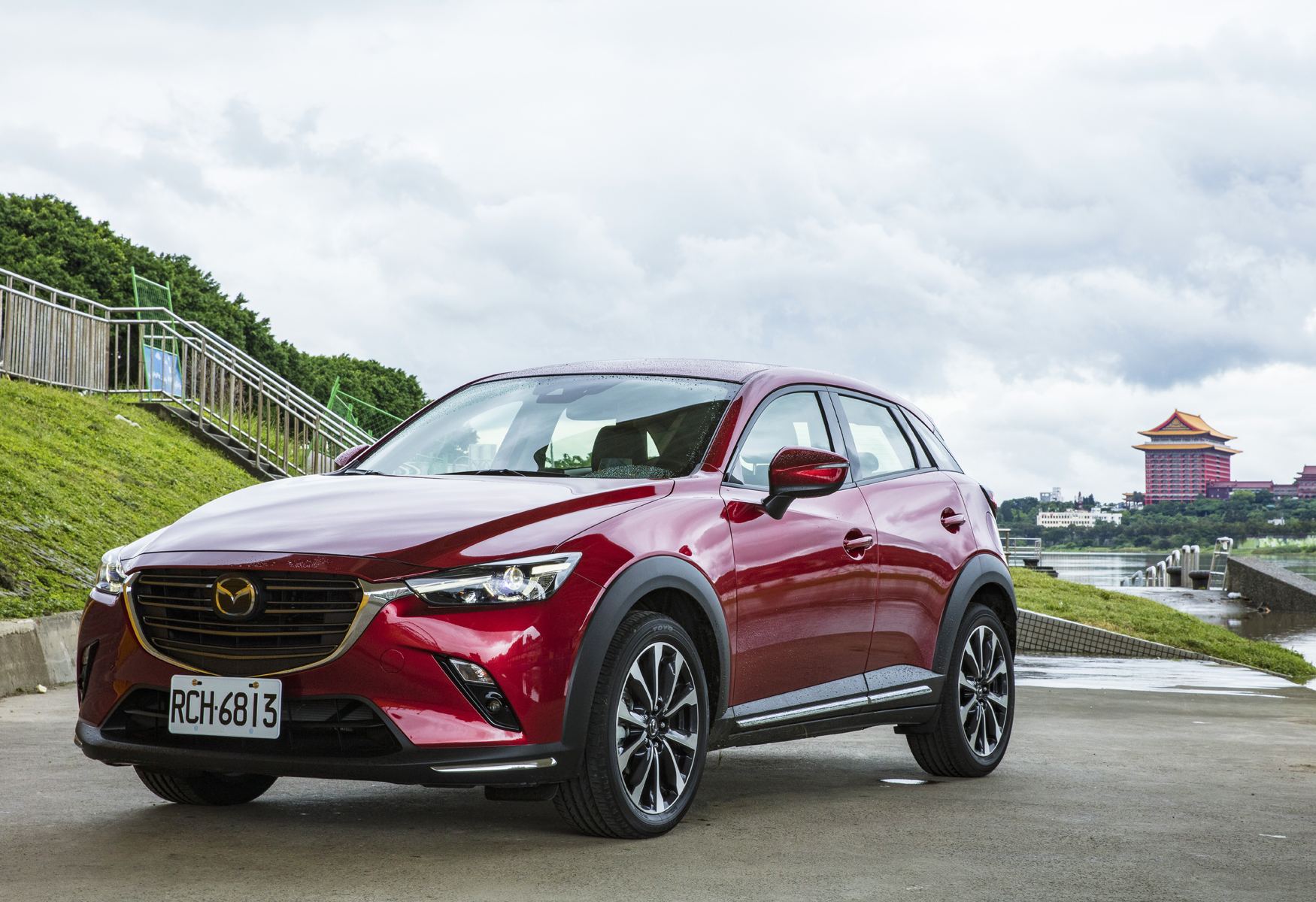 【和風小辣椒03】MAZDA CX-3 1.8 SKY-D旗艦型—內裝 ＆ 安全篇