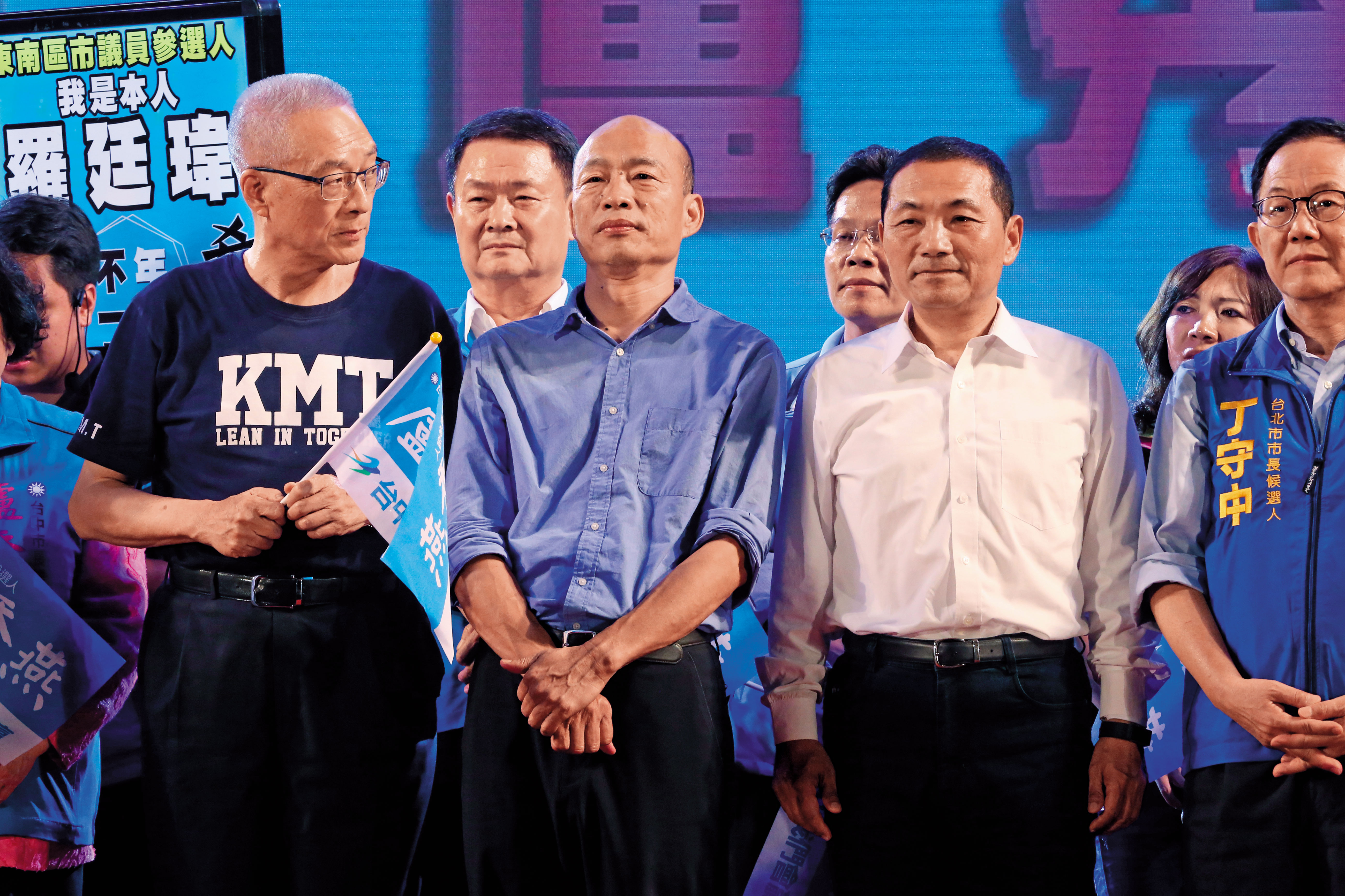 韓國瑜捲起「韓流」效應，讓綠營在高雄執政備受挑戰，吳敦義失言風波是否左右勝敗，值得觀察。