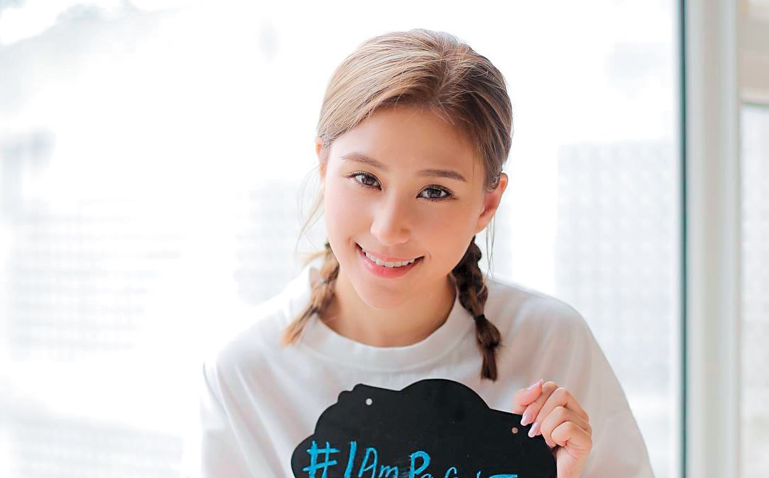 何超蓮有「最美千金」封號，曾與英皇集團少主傳緋聞，但她表示僅把對方當哥哥。（翻攝自何超蓮臉書）