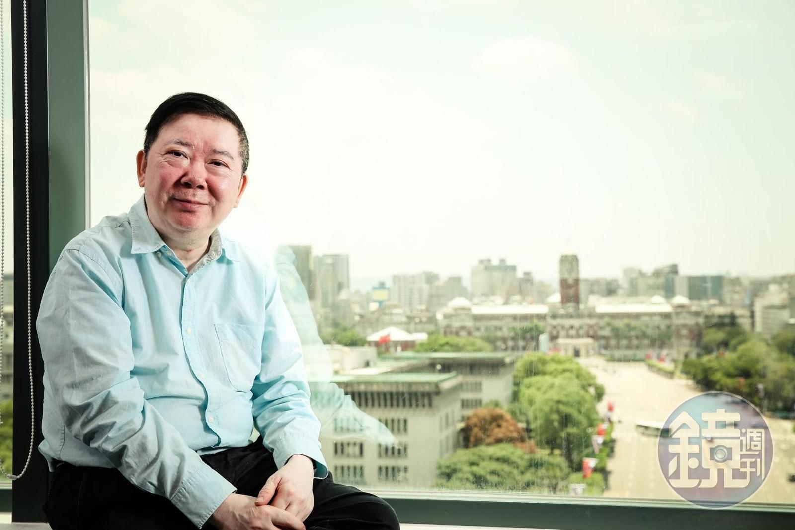 資深電影人文雋身兼監製與編劇30年,打造許多賣座電影,日前應邀在文化部主辦的活動分享編劇心得。
