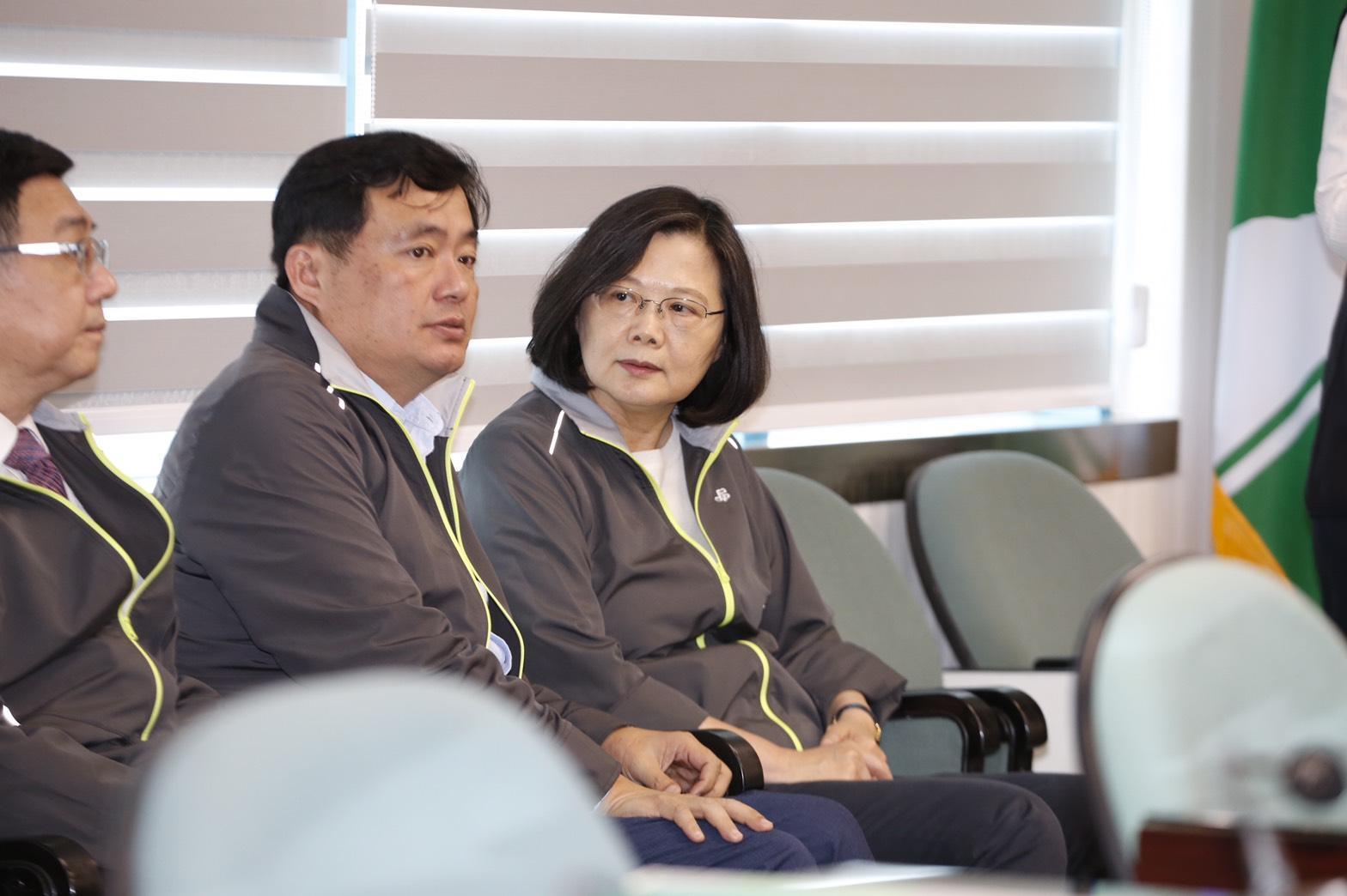 民進黨主席蔡英文出席中常會。
