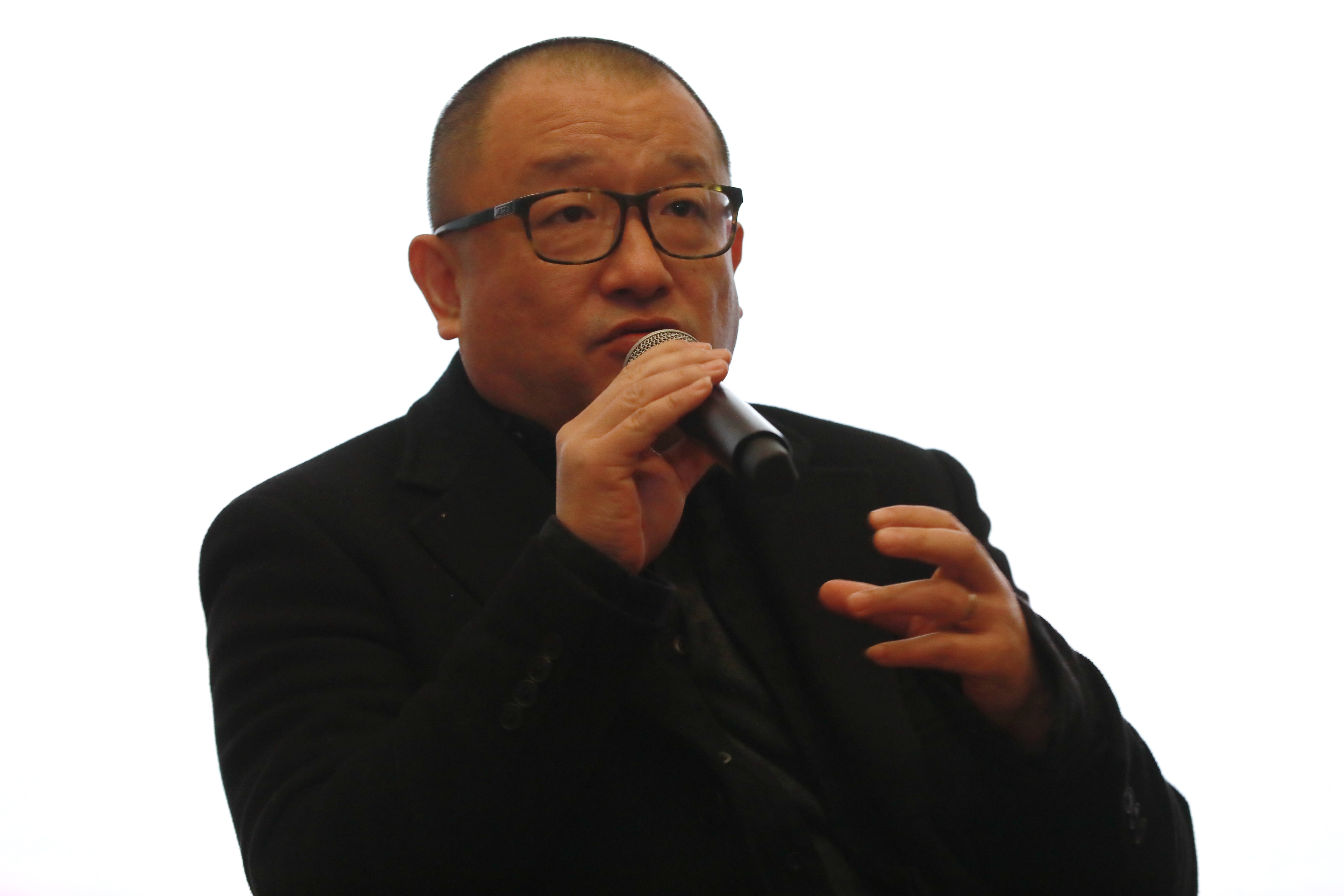 王小帥是《大象席地而坐》的製片方兼投資人，他與胡波對電影片長意見不合，還有辱罵胡波的對話截圖曾流傳，後遭刪除。（東方IC）