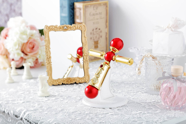 《神風怪盜貞德》推出變身器組合。