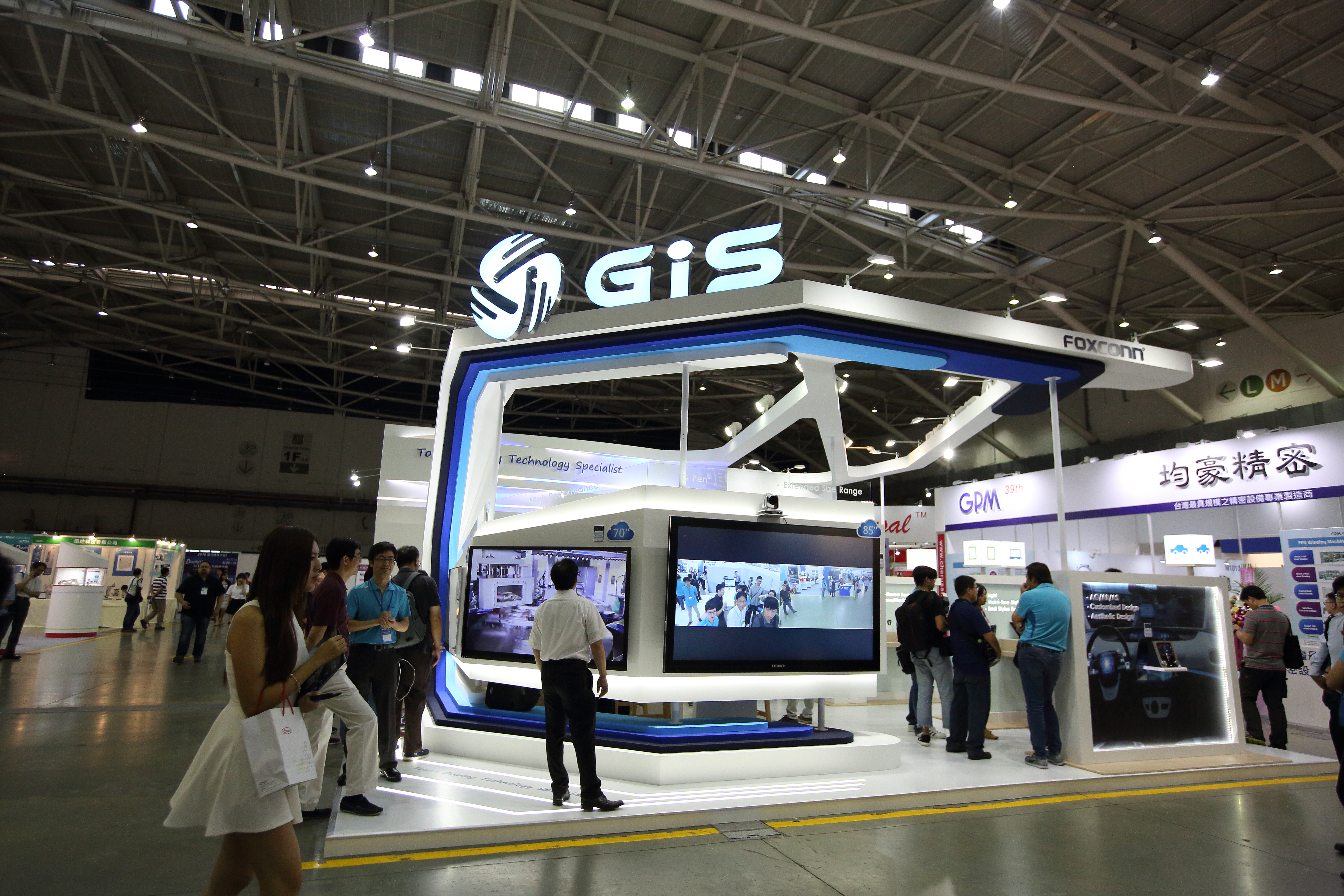 江禮安懂得跟著大盤順勢操作，GIS-KY這檔股票曾讓他半年獲利60多萬元。